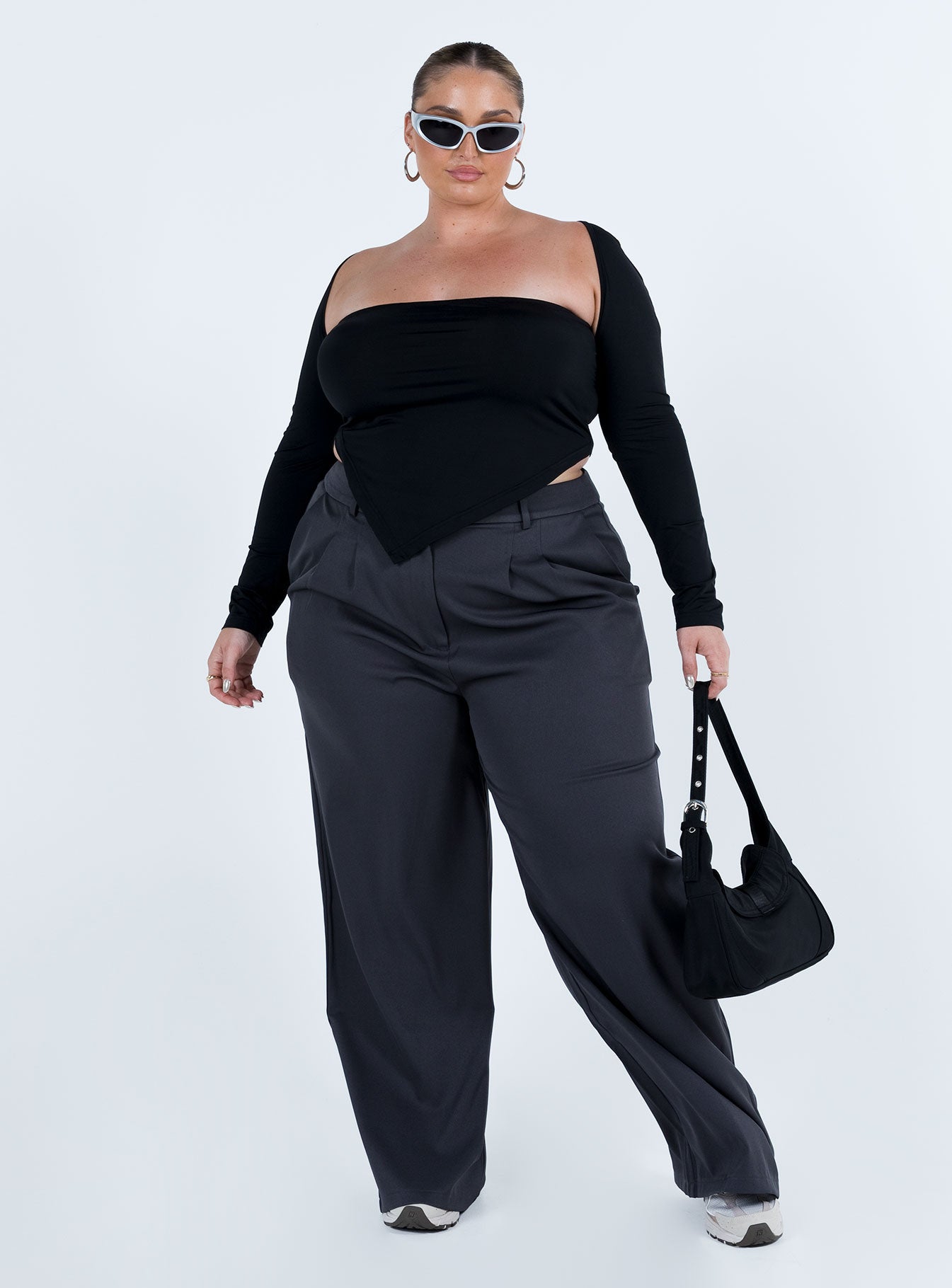 Koslo Bolero Top Black Curve-Vipp Girl