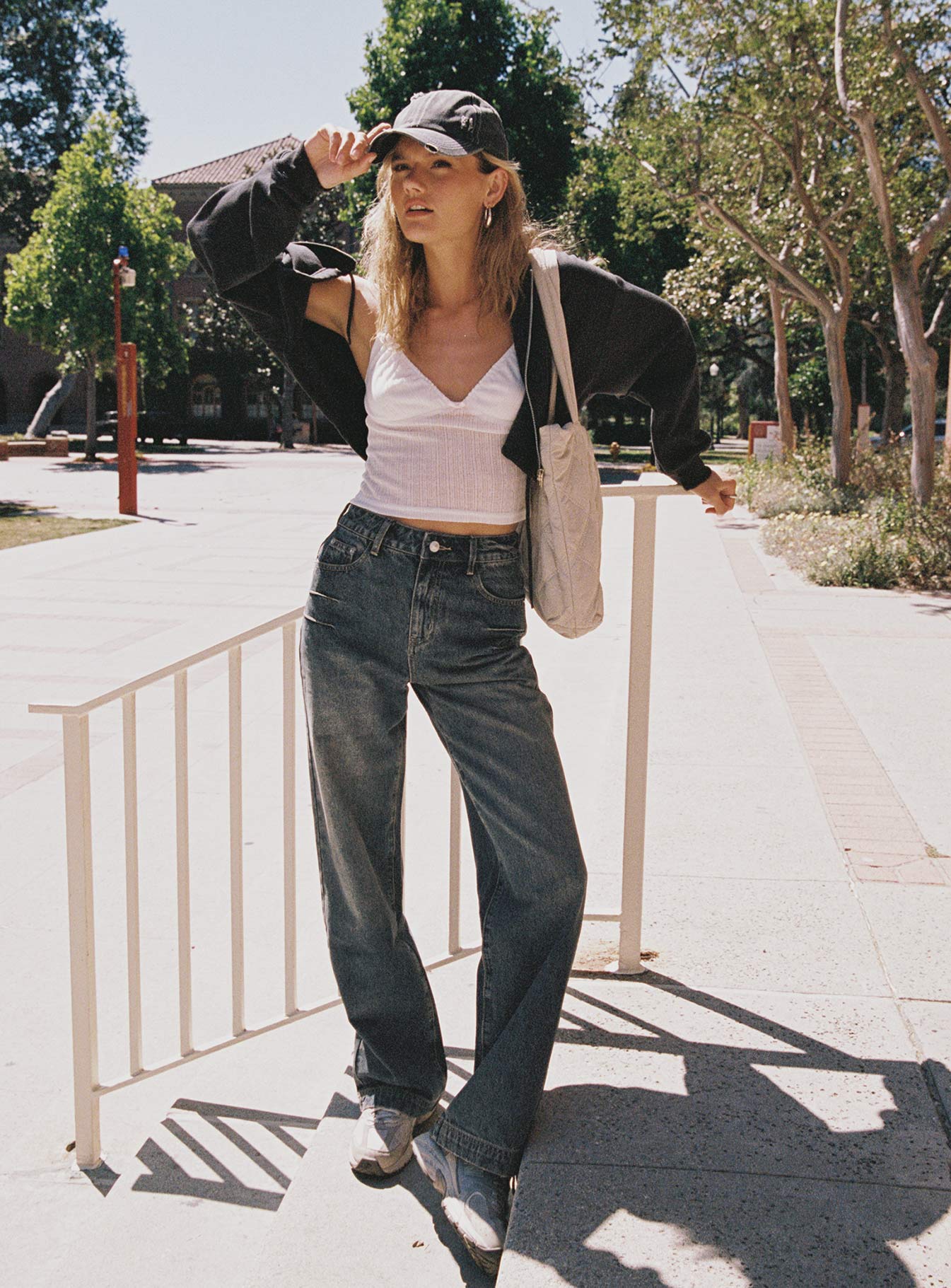 Betley High Rise Wide Leg Jeans Vintage Wash Denim-Vipp Girl