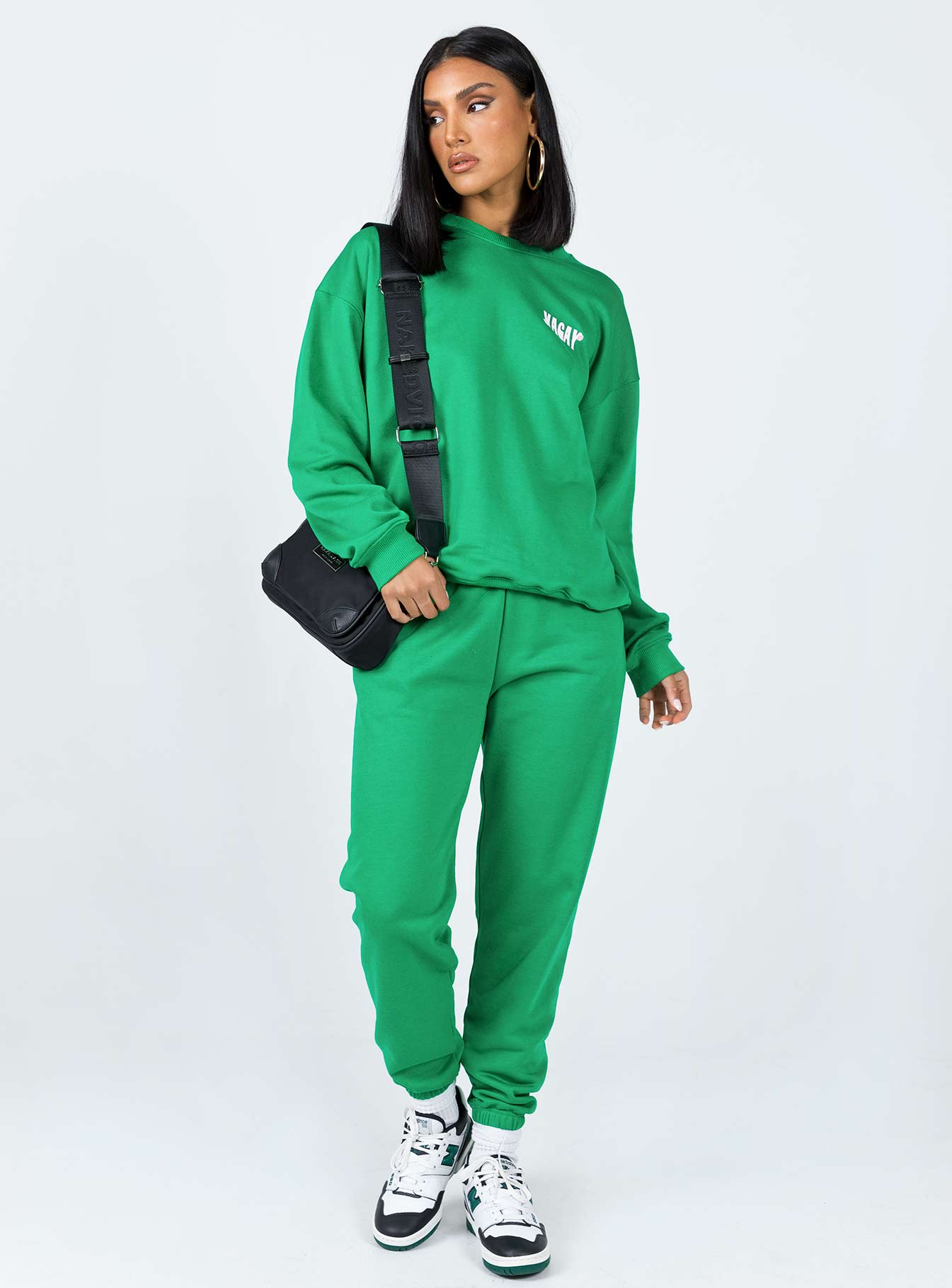 Club Basic Crewneck Sweatshirt Green-Vipp Girl