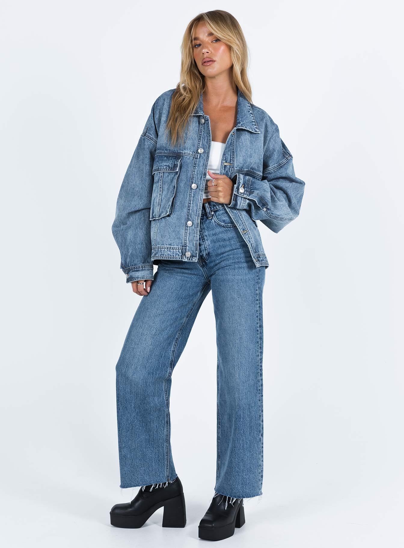 Kier Oversized Jacket Denim Mid Wash-Vipp Girl