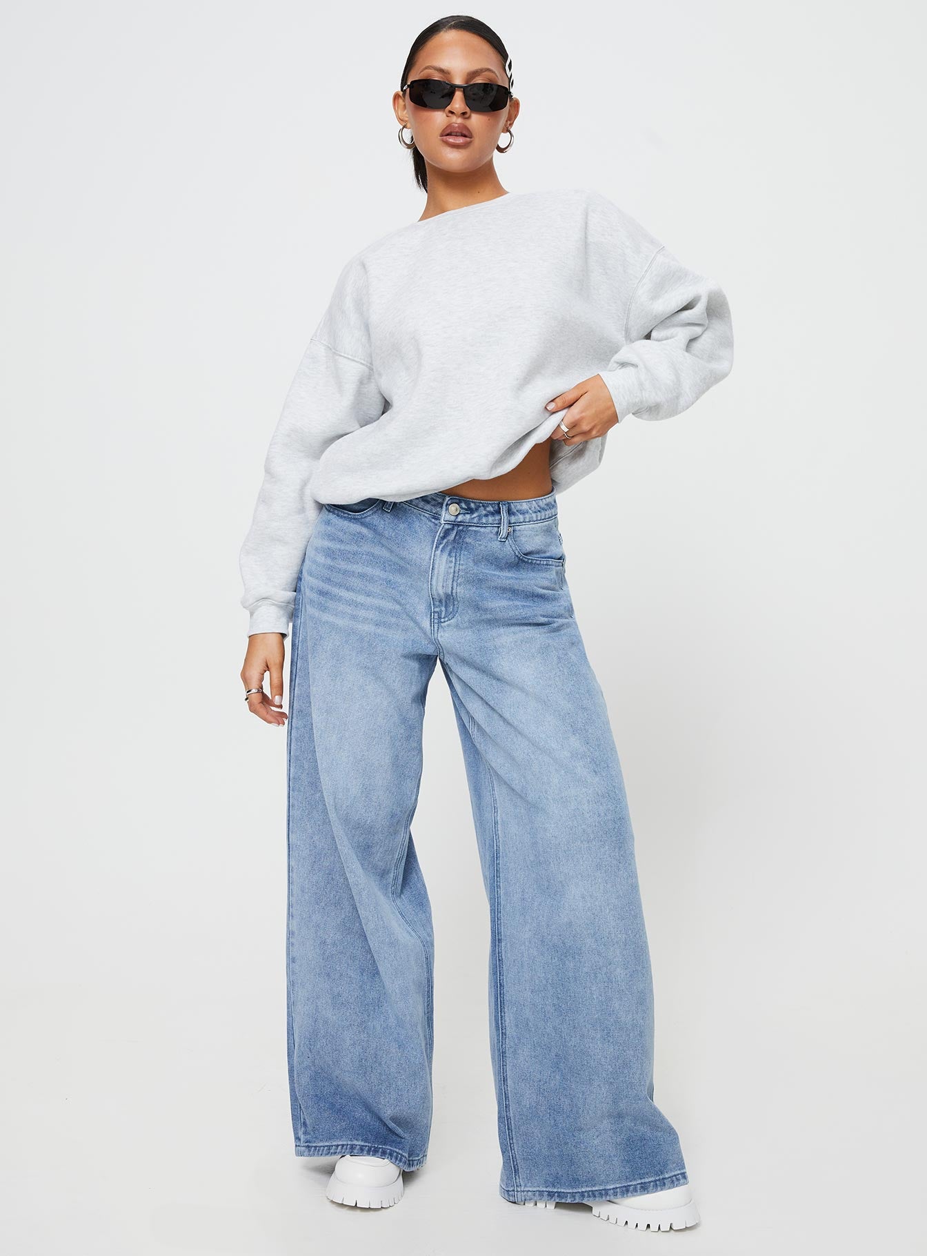 Charlotte Crewneck Sweatshirt Grey-Vipp Girl