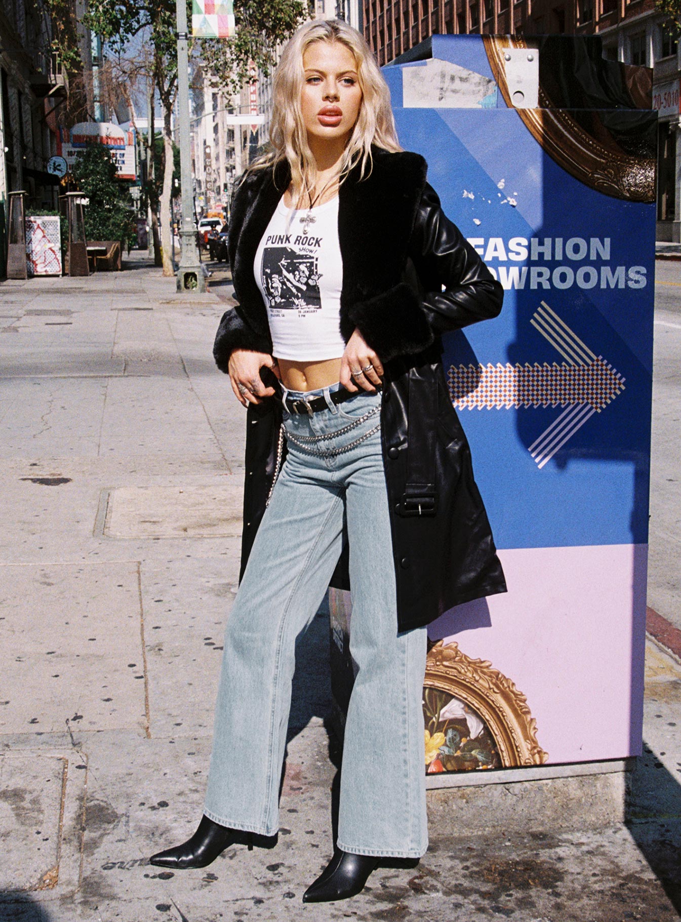 Maple Flare Jean Light Wash Denim-Vipp Girl