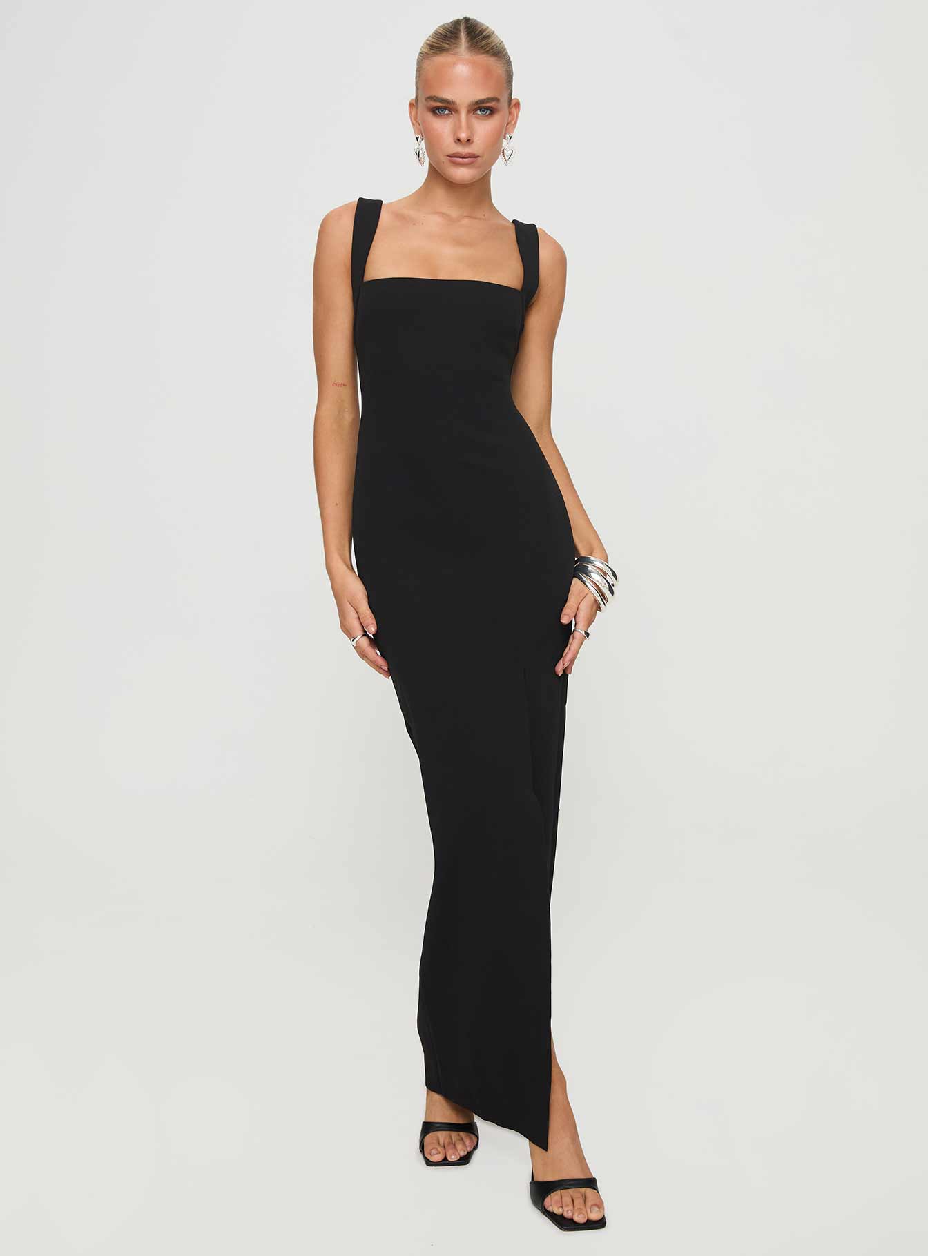 Bombshell Maxi Dress Black-Vipp Girl