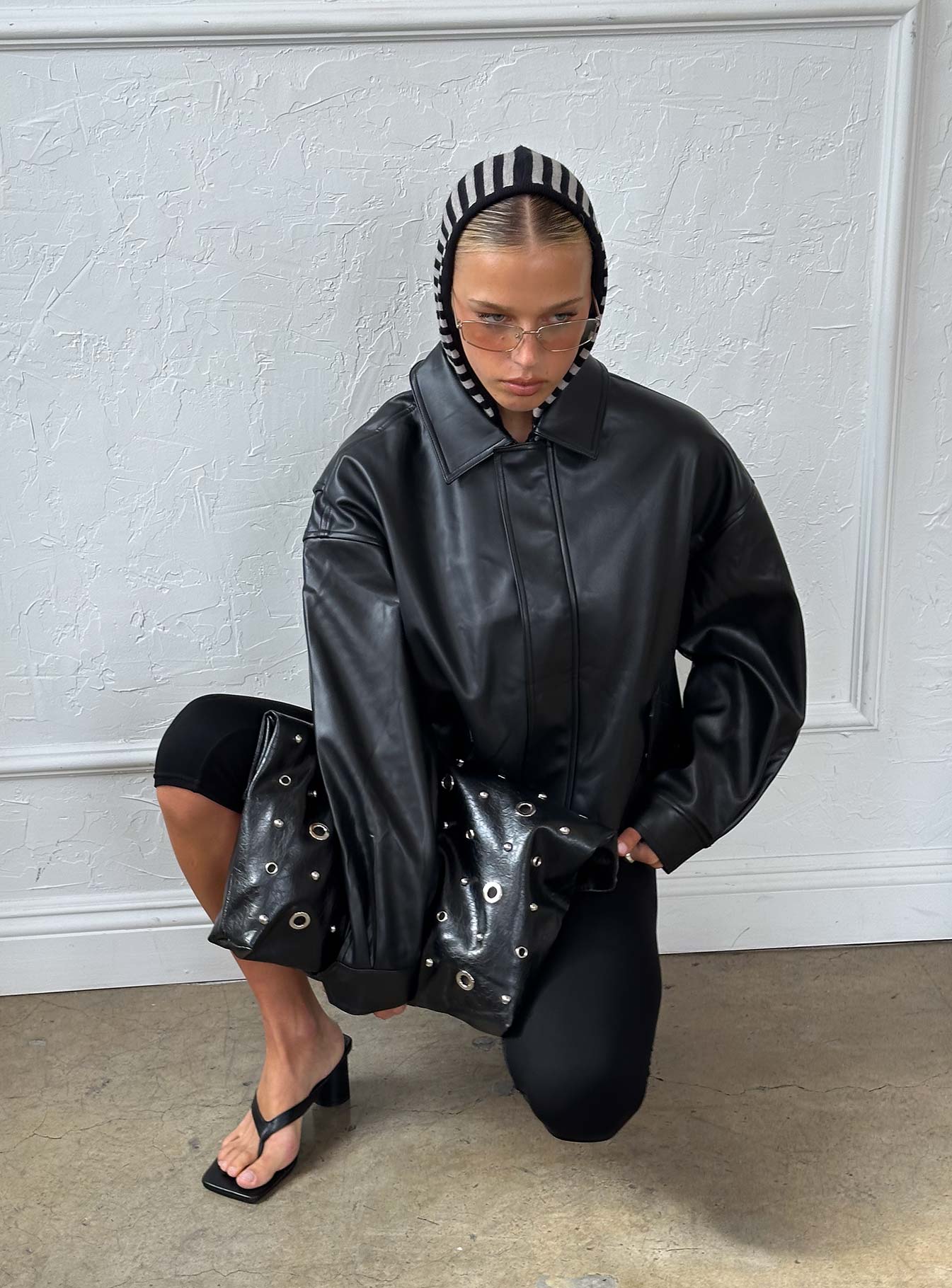 Kenny Bomber Jet Black-Vipp Girl