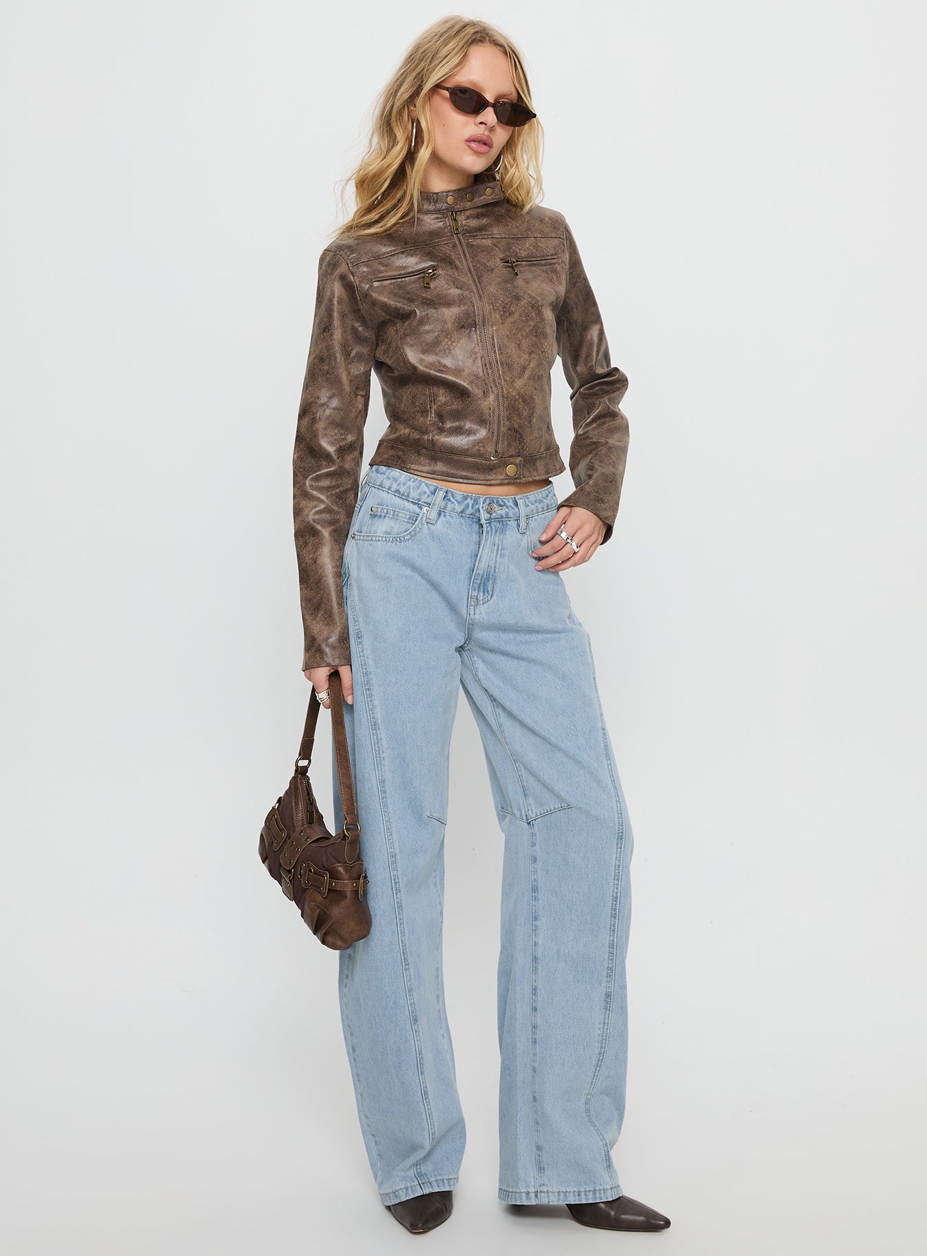 Lost Track Mid Rise Barrel Leg Jeans Ice Wash-Vipp Girl