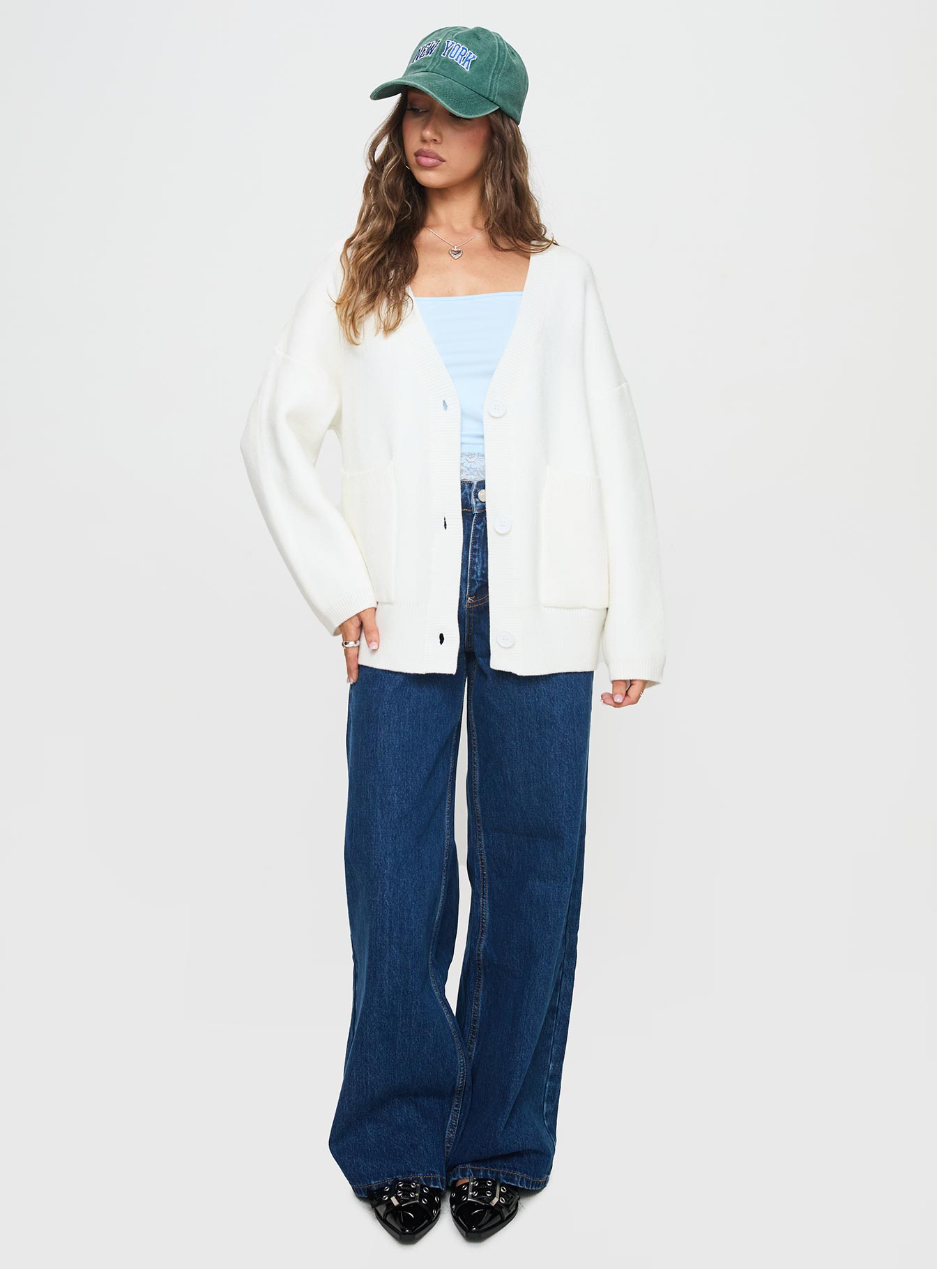 Burke Cardigan White-Vipp Girl