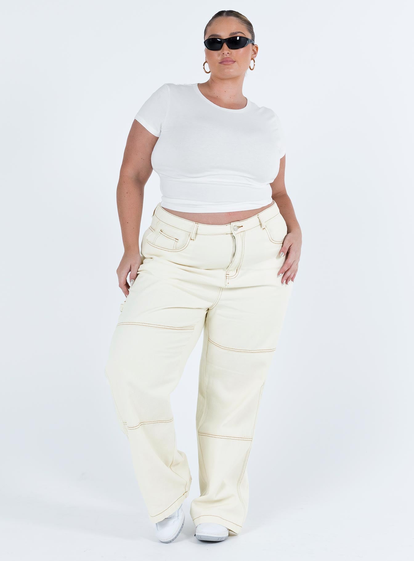 Copeland Jeans White Curve-Vipp Girl