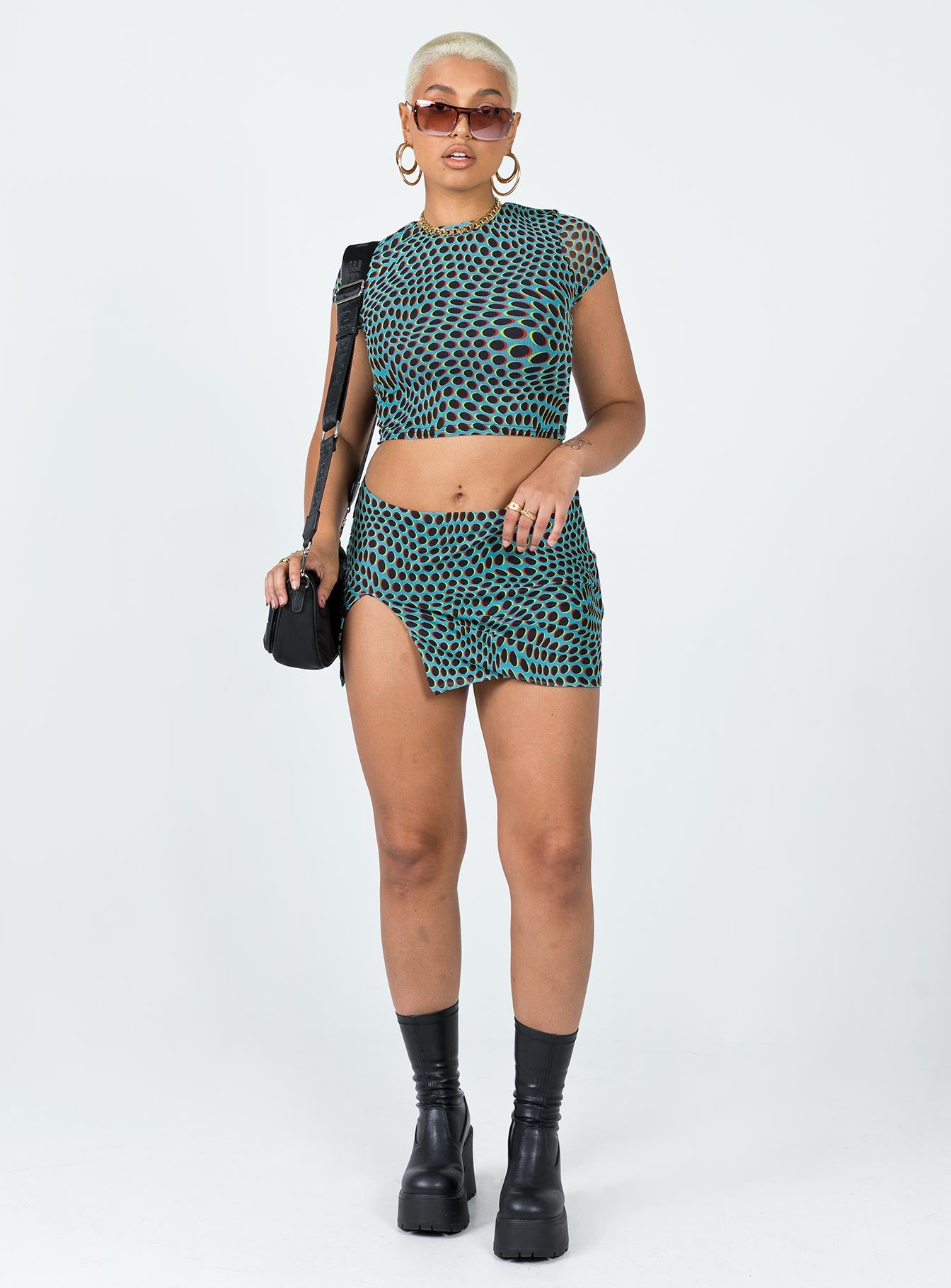 Bold Move Top Blue Multi-Vipp Girl