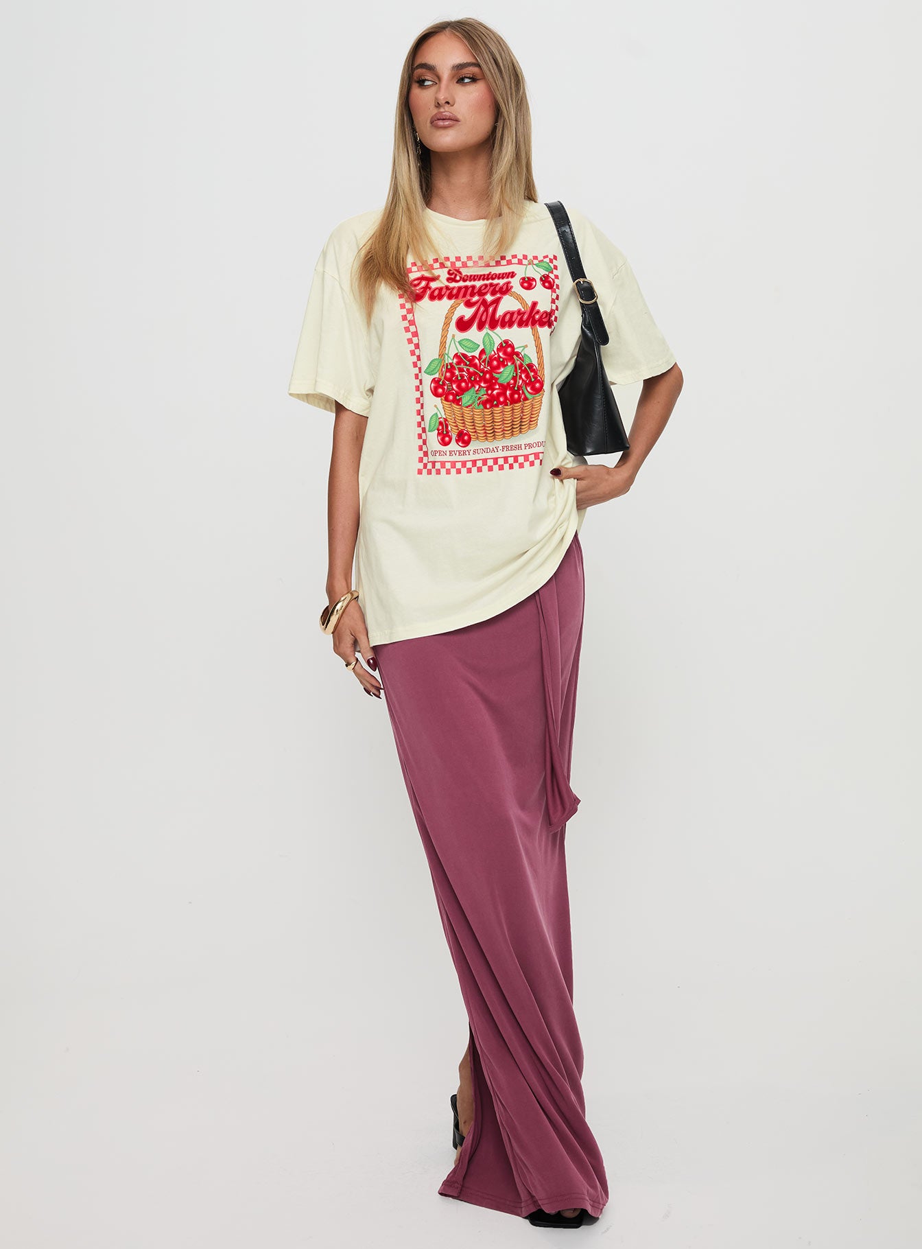 Downtown Markets Top White-Vipp Girl