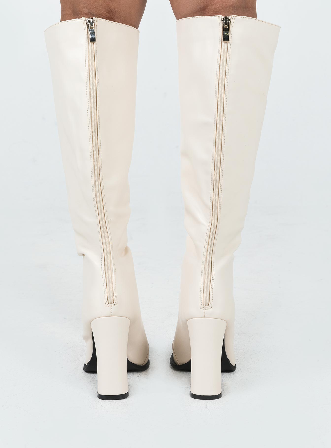 Keeley Boots Vanilla-Vipp Girl