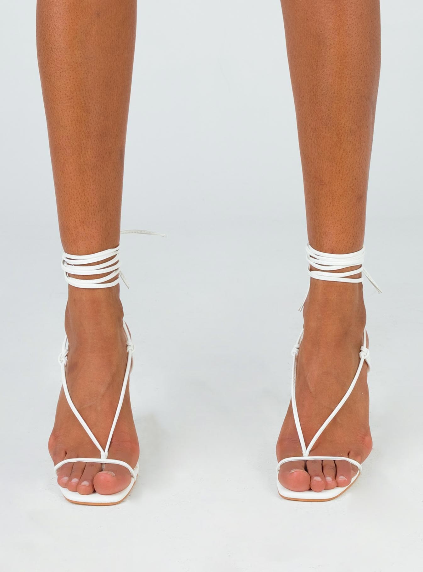 Billini Virden Heels White-Vipp Girl