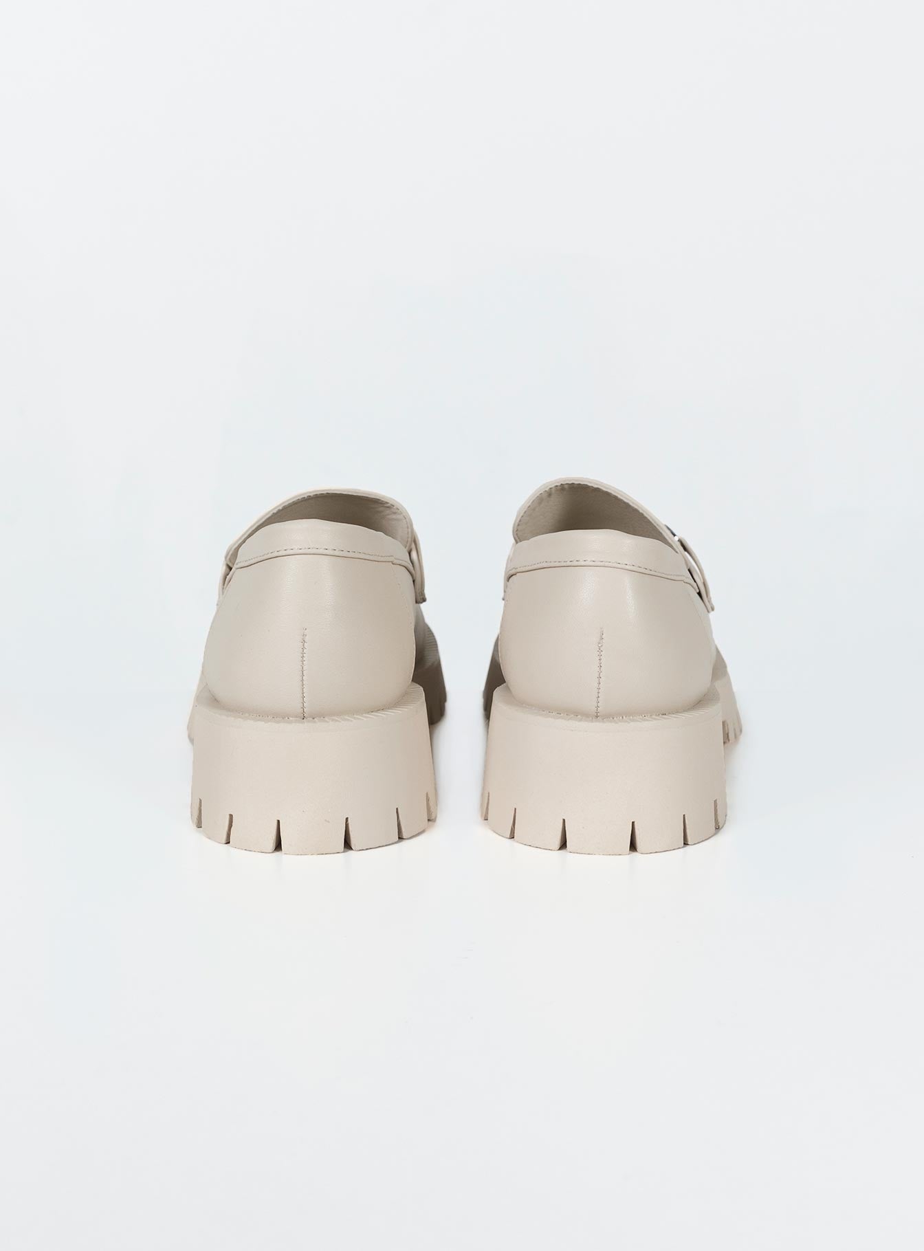 Maison Loafers Beige-Vipp Girl