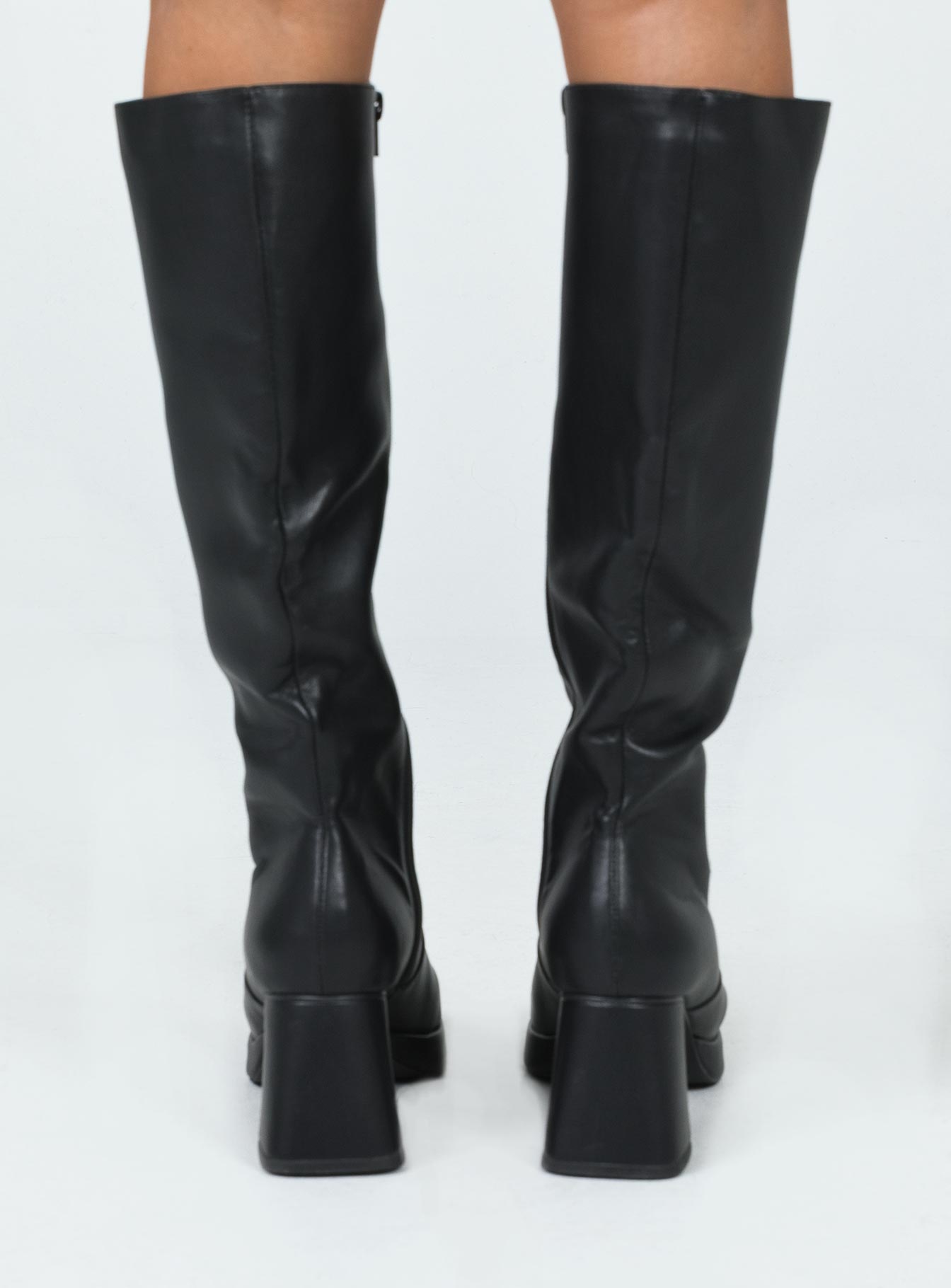 Lawrence Boots Black-Vipp Girl