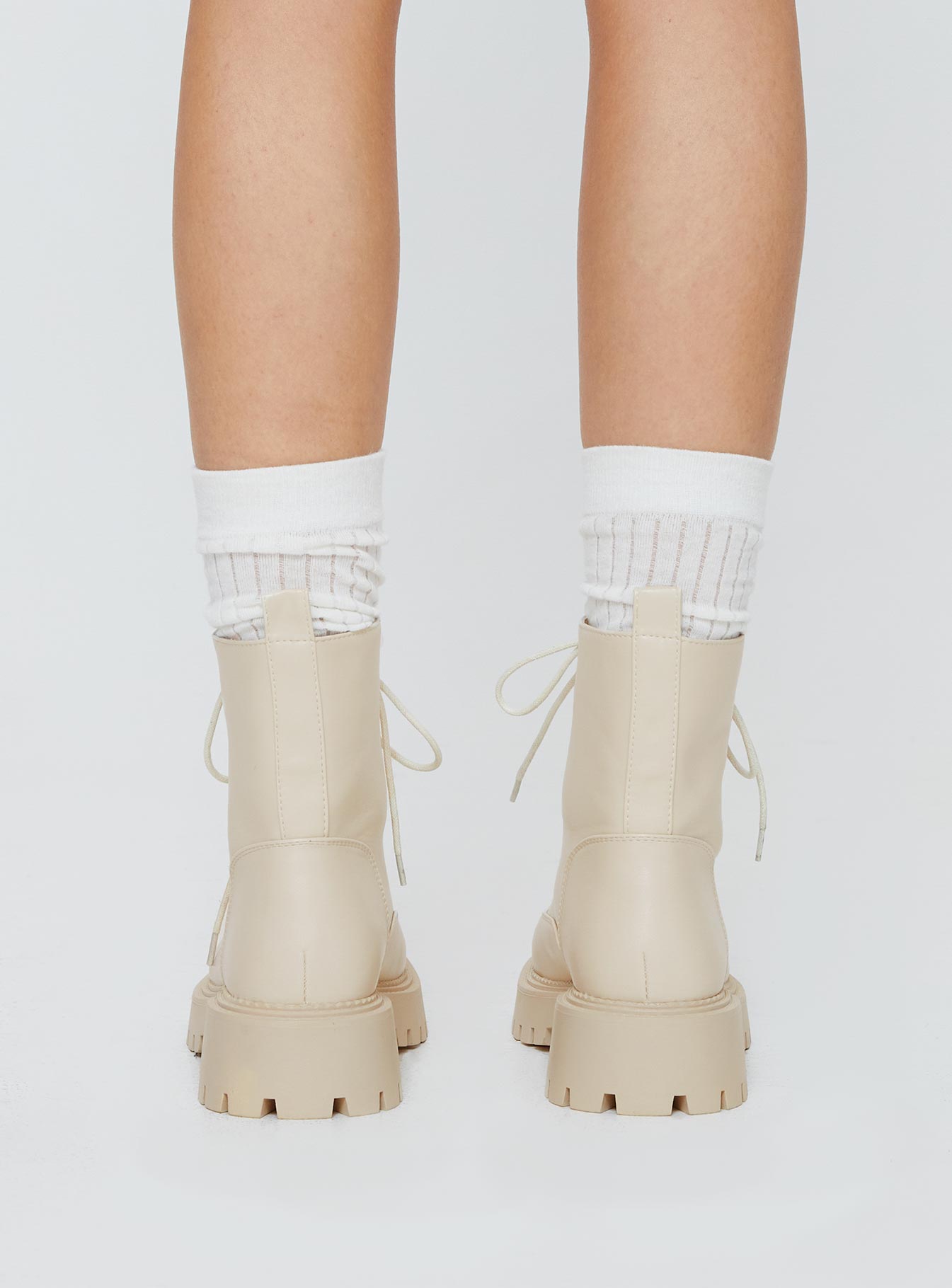 Dovie Combat Boots Ecru-Vipp Girl