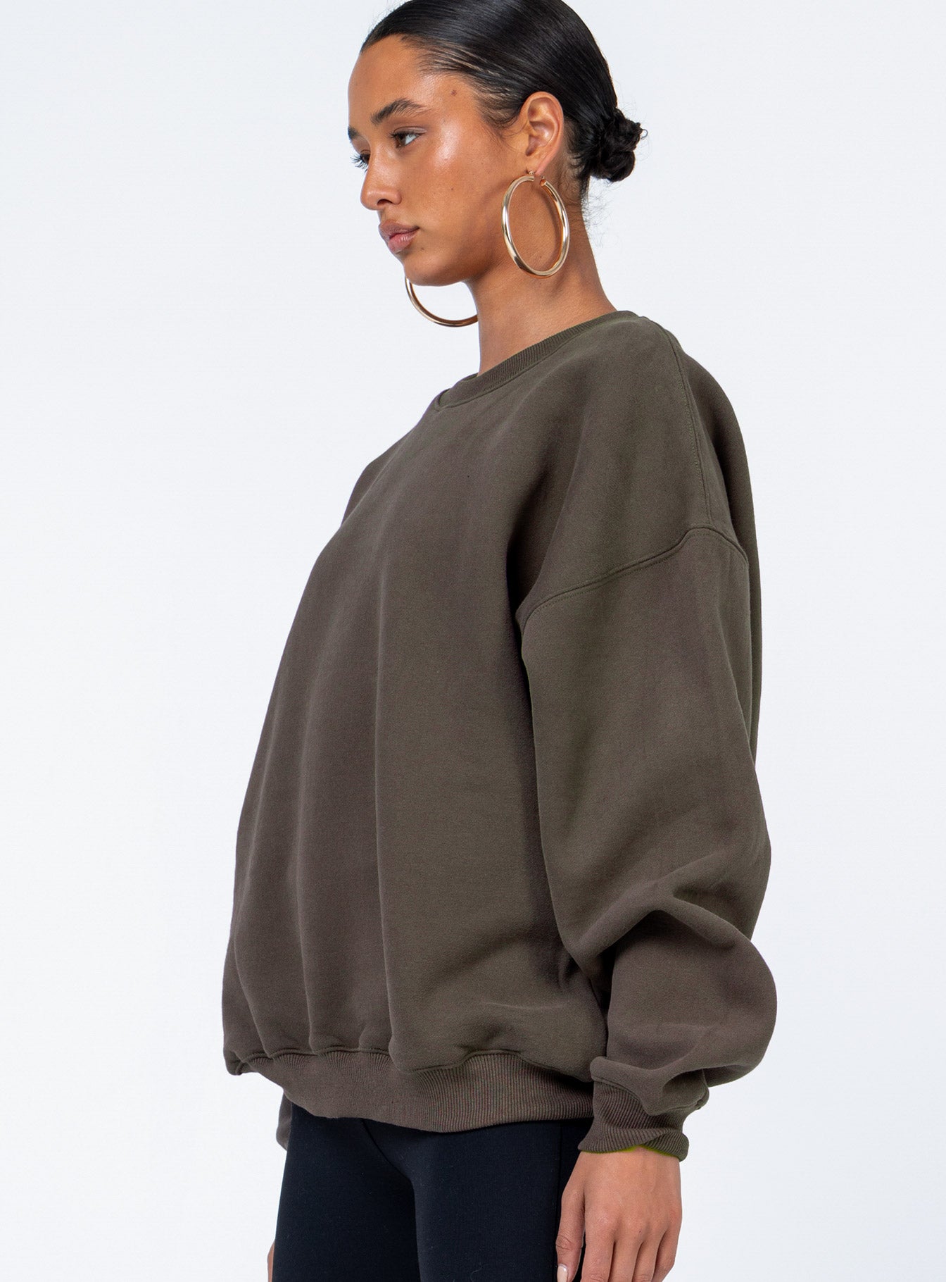 Club Basic Crewneck Sweatshirt Charcoal Brown-Vipp Girl