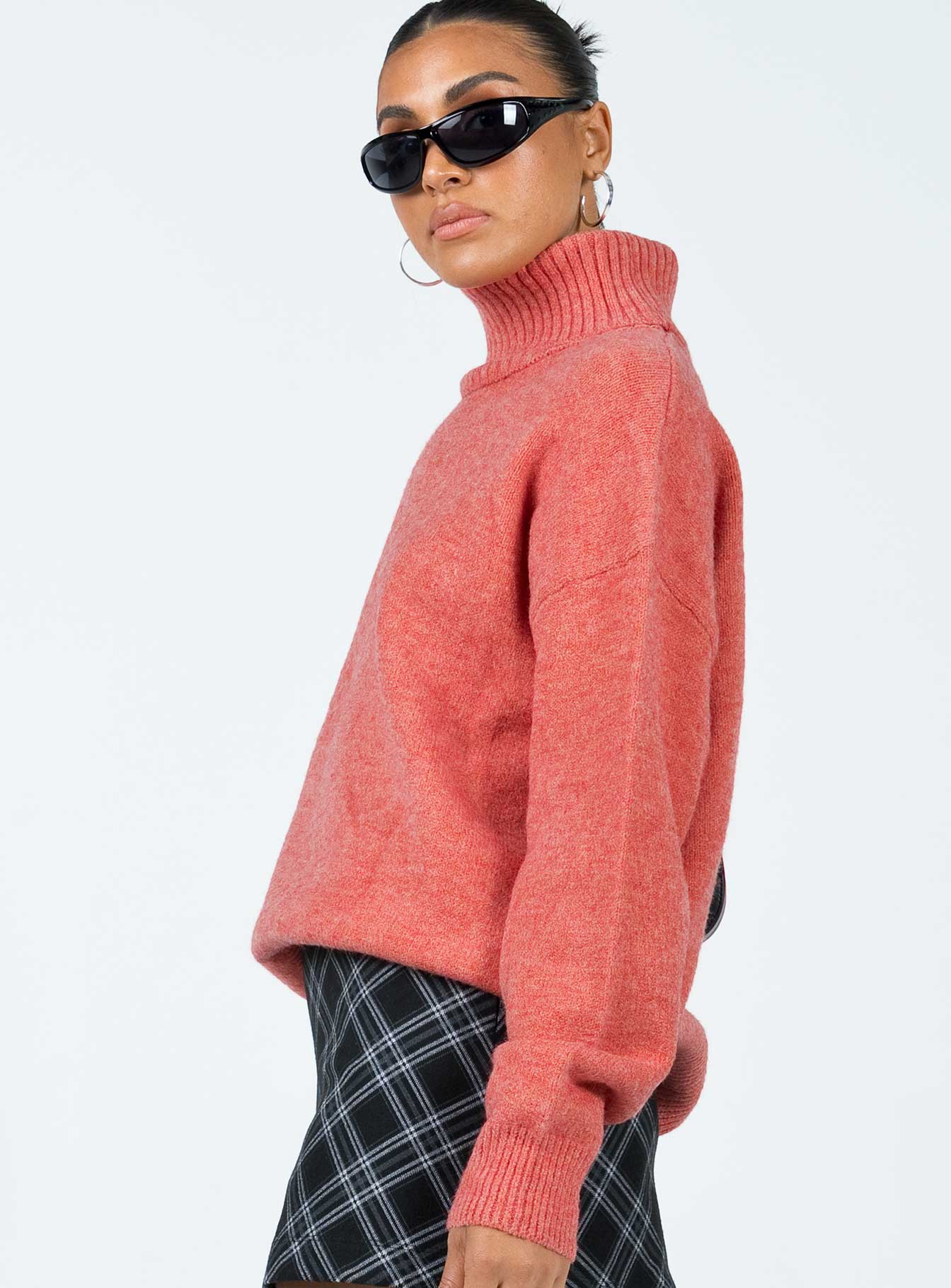 Oswin Turtleneck Sweater Orange-Vipp Girl