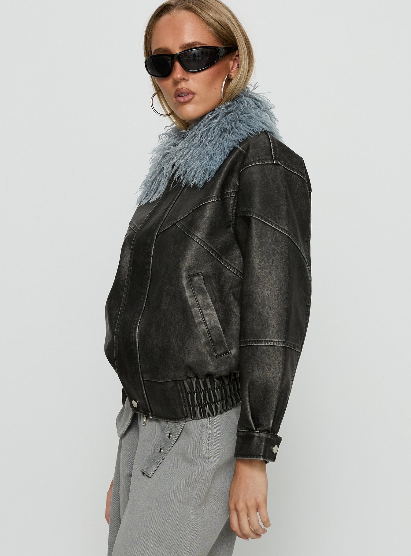 Brittanni Fluffy Collar Jacket Black / Blue-Vipp Girl