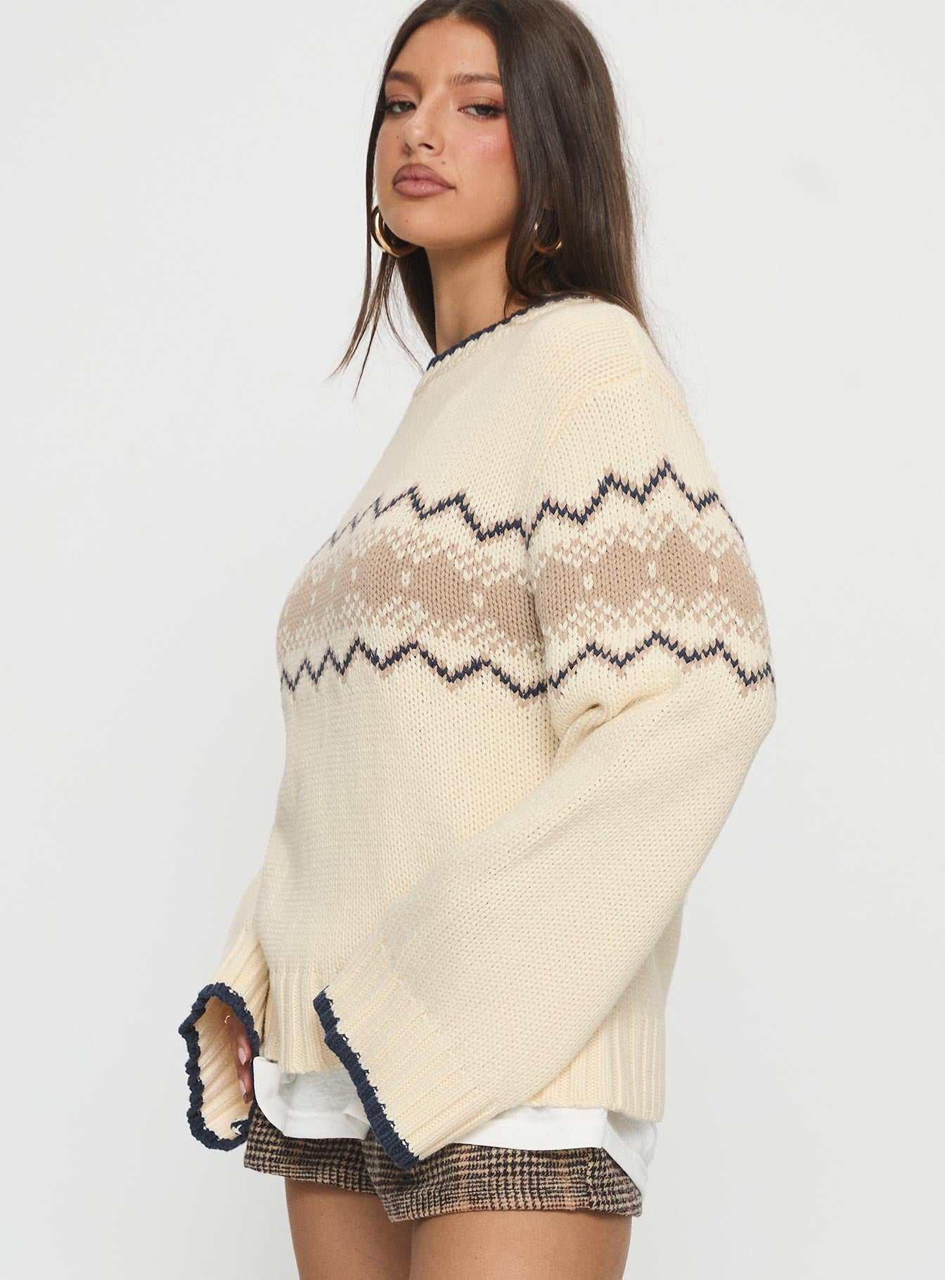 Madalynn Knit Graphic Jumper Beige-Vipp Girl