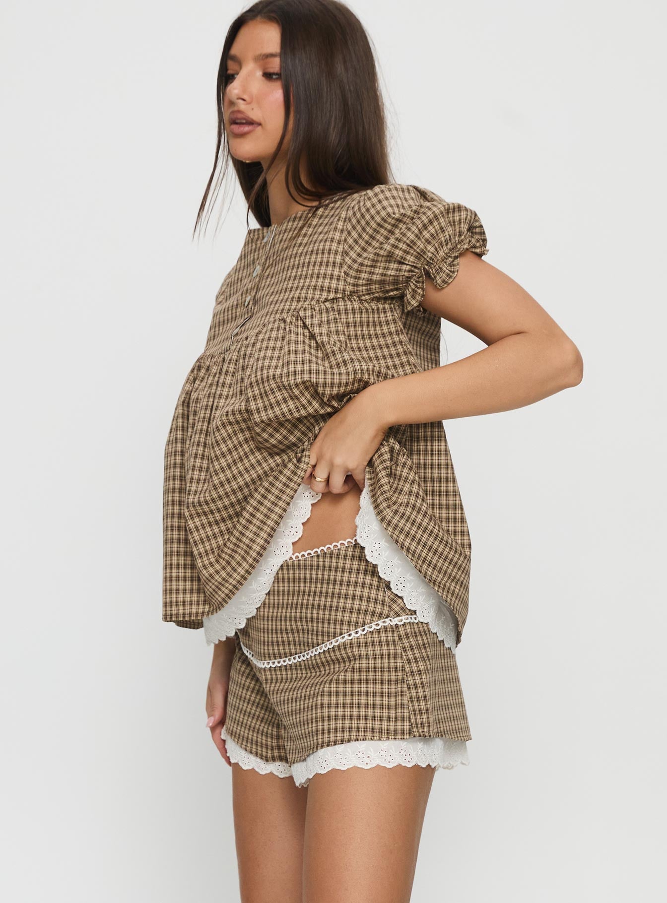 Chandelier Mini Lace Trim Shorts Brown Check-Vipp Girl