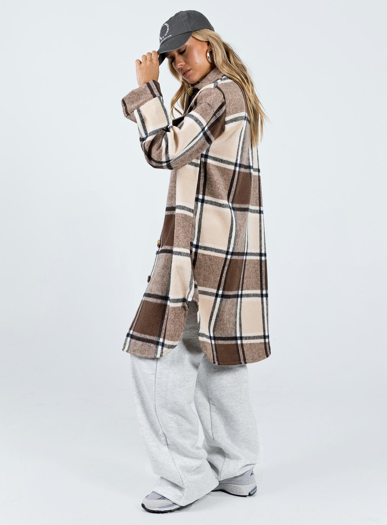 Canon Coat Beige Check-Vipp Girl