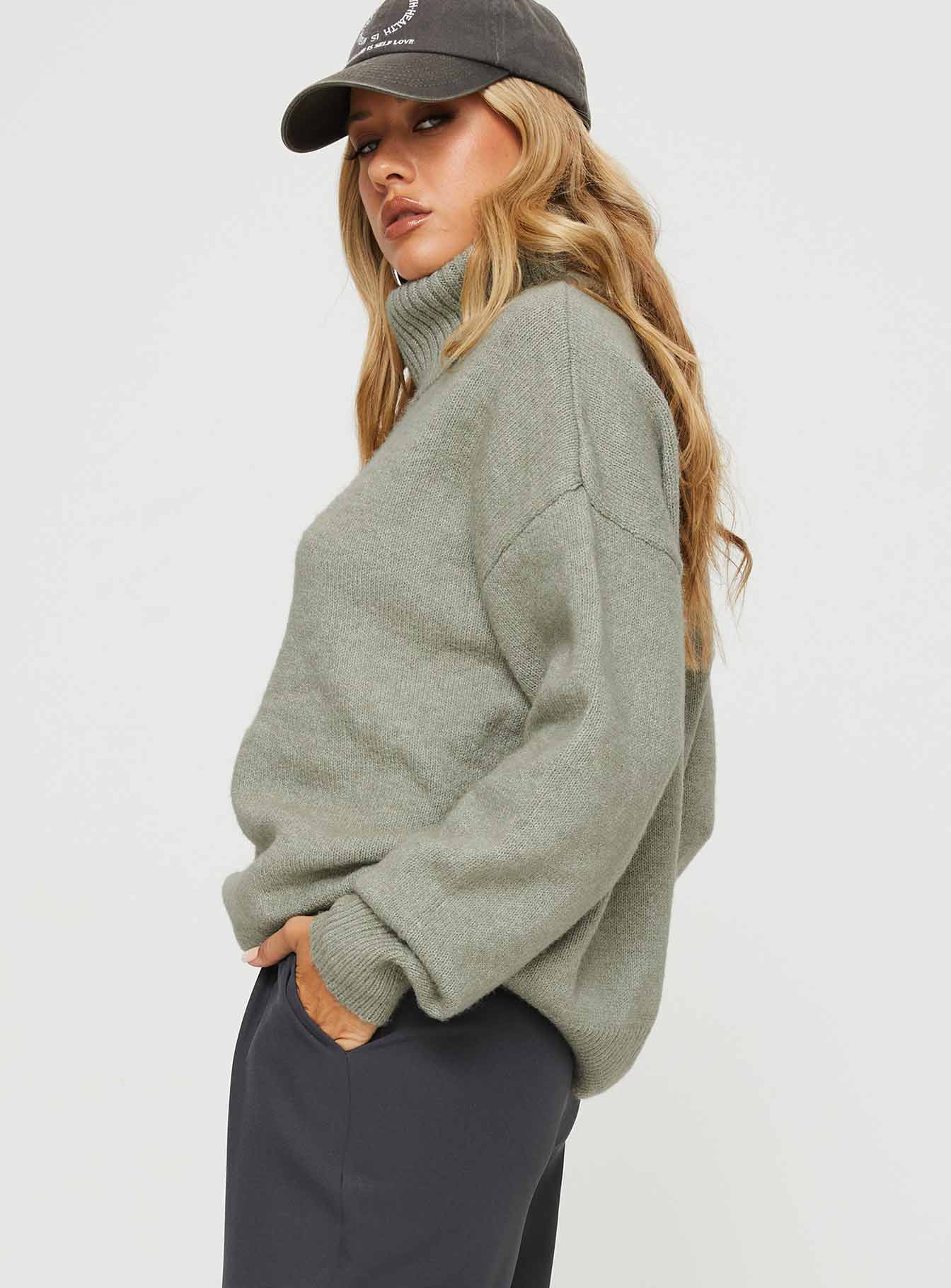 Oswin Turtleneck Sweater Green-Vipp Girl