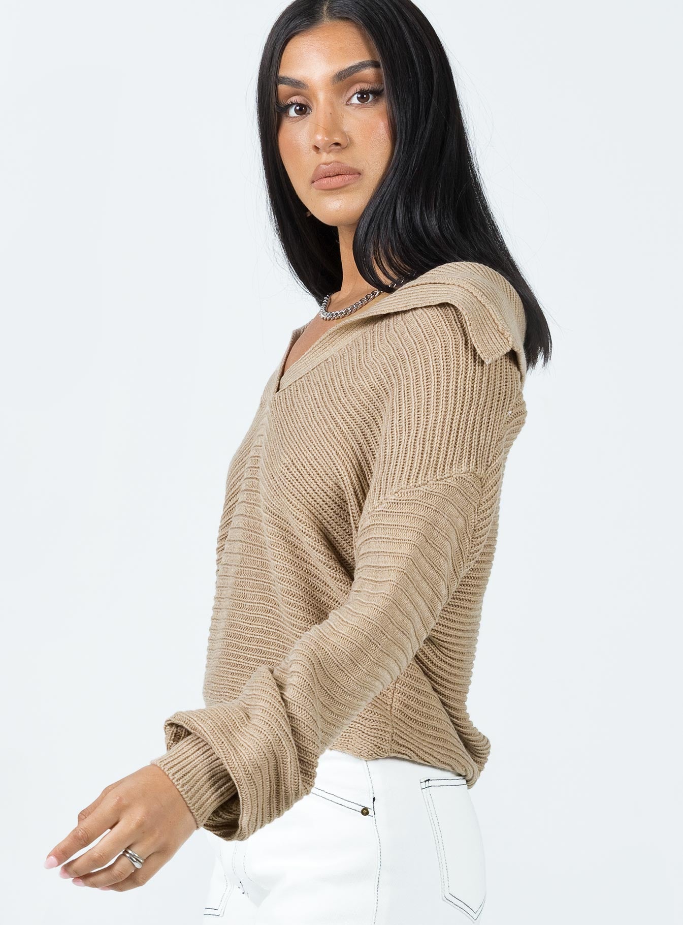 Brihni Oversized Knit Sweater Beige-Vipp Girl