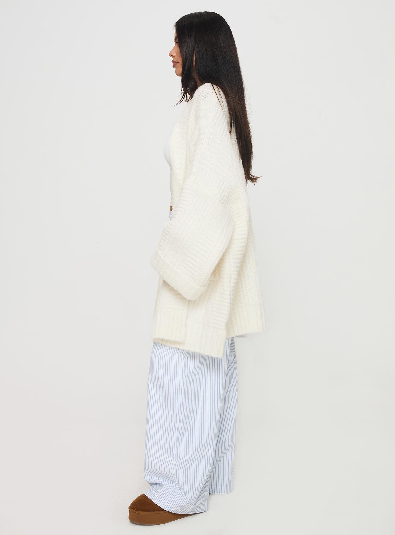 Paisleigh Cable Knit Cardigan Cream-Vipp Girl