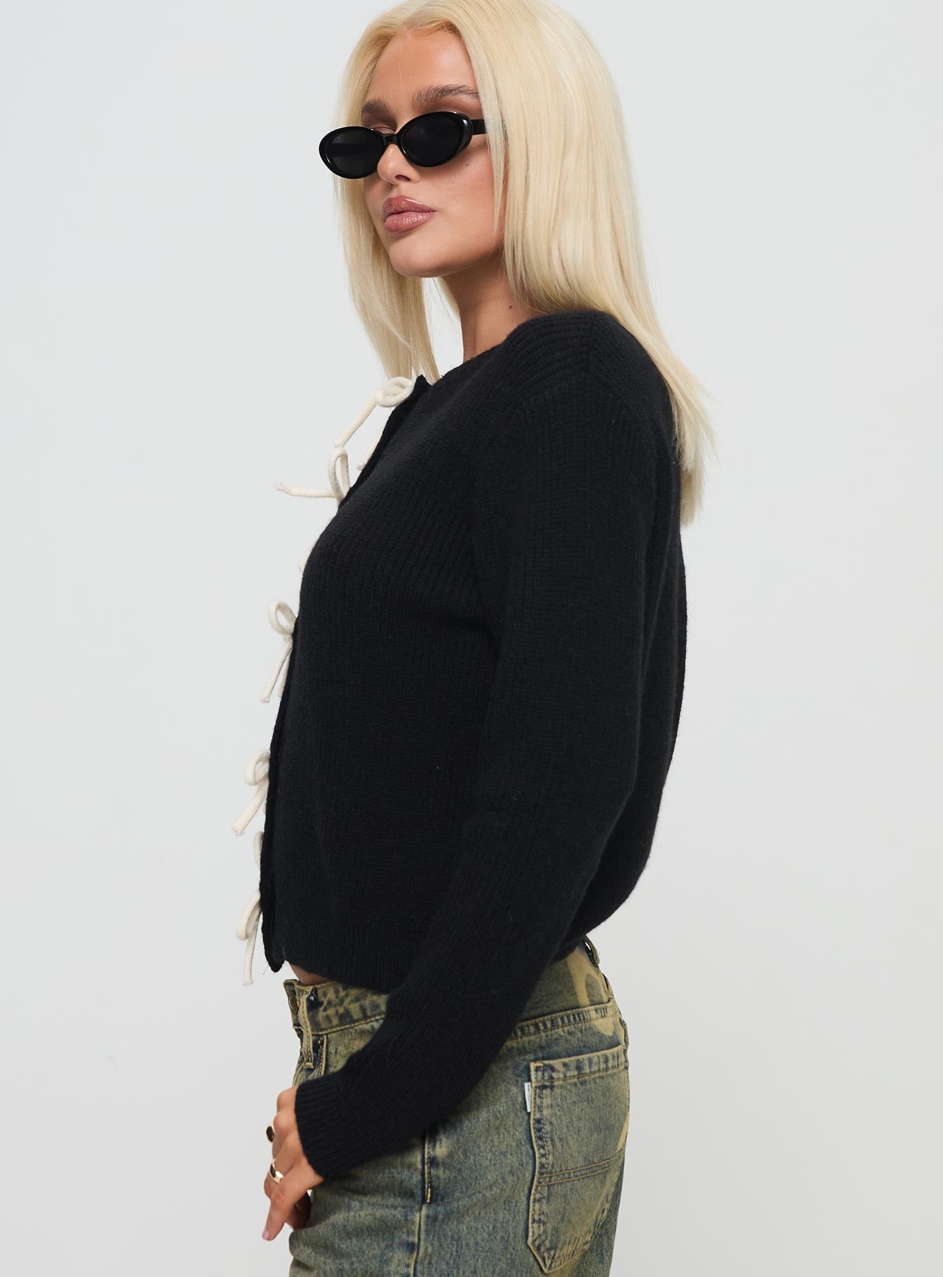 Rosalee Cardigan Black / White-Vipp Girl