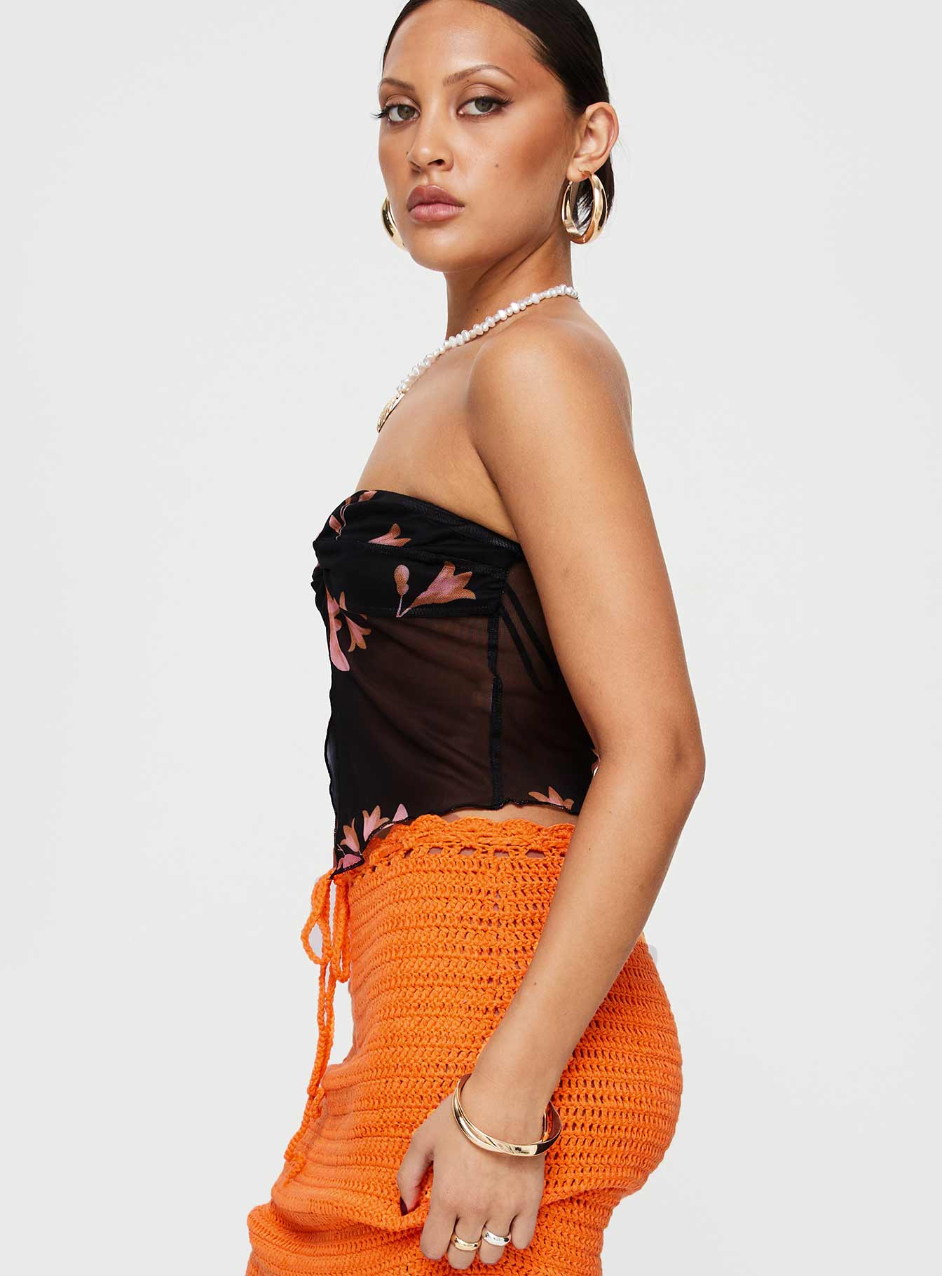 Mani Top Black Floral-Vipp Girl