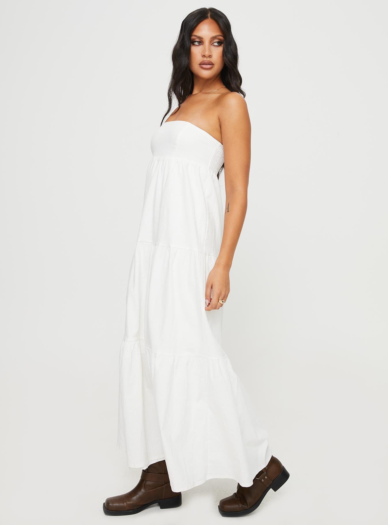 Osment Maxi Dress White-Vipp Girl