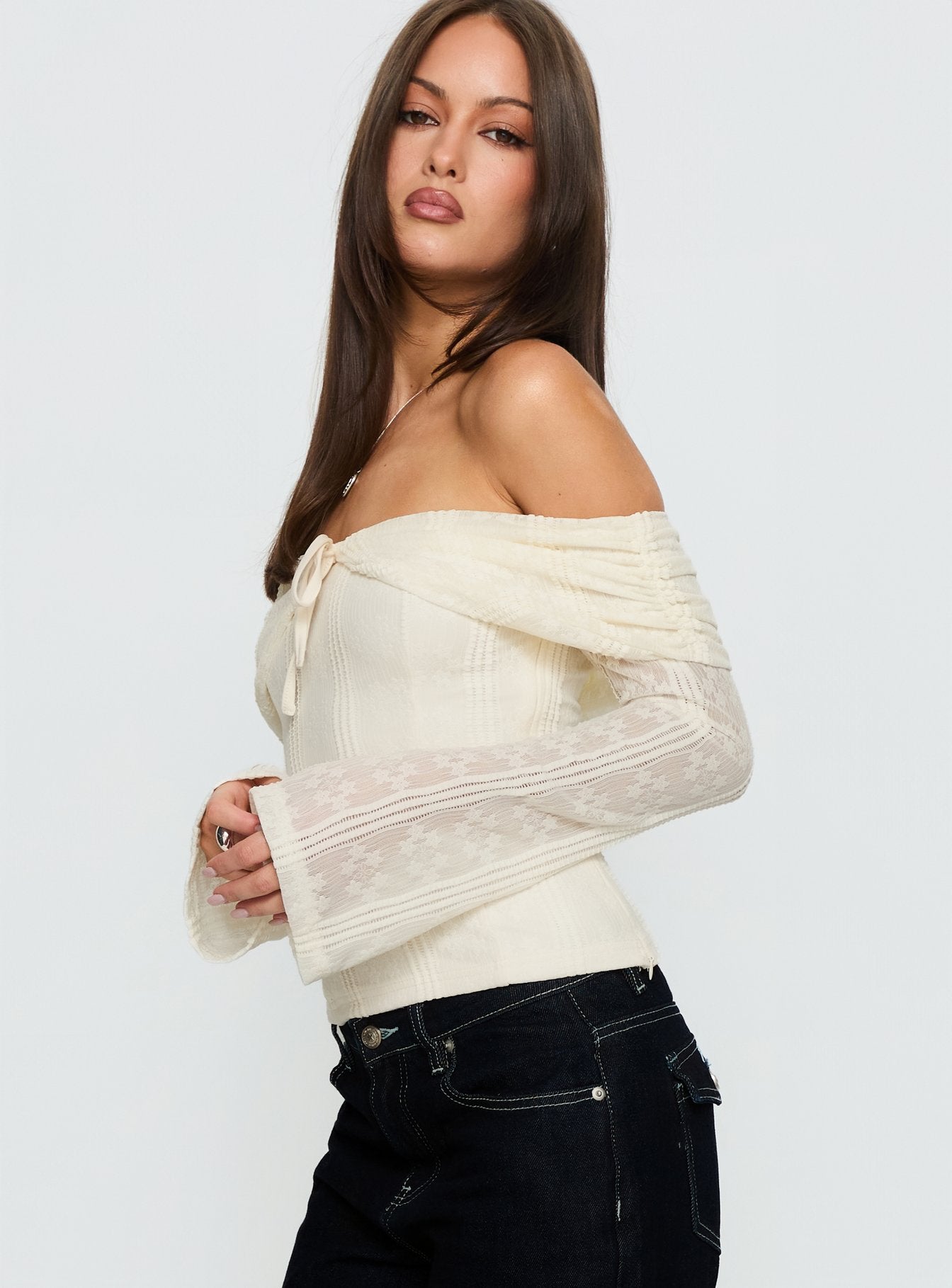 Colettie Long Sleeve Top Cream-Vipp Girl
