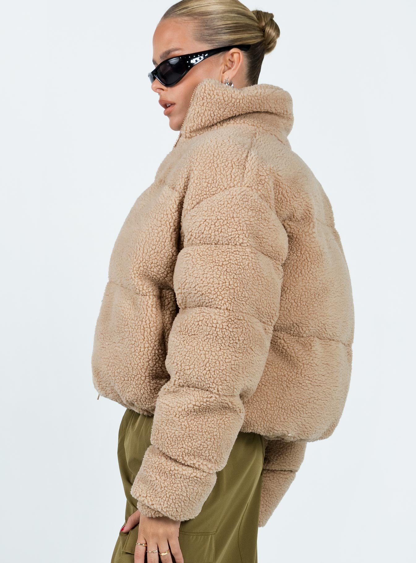 Bennie Teddy Puffer Jacket Beige-Vipp Girl