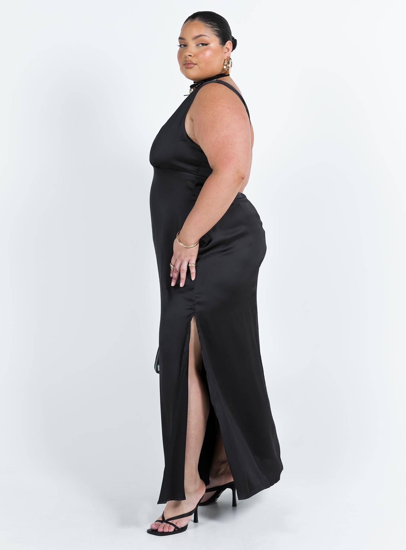 Lynsey Midi Dress Black Curve-Vipp Girl