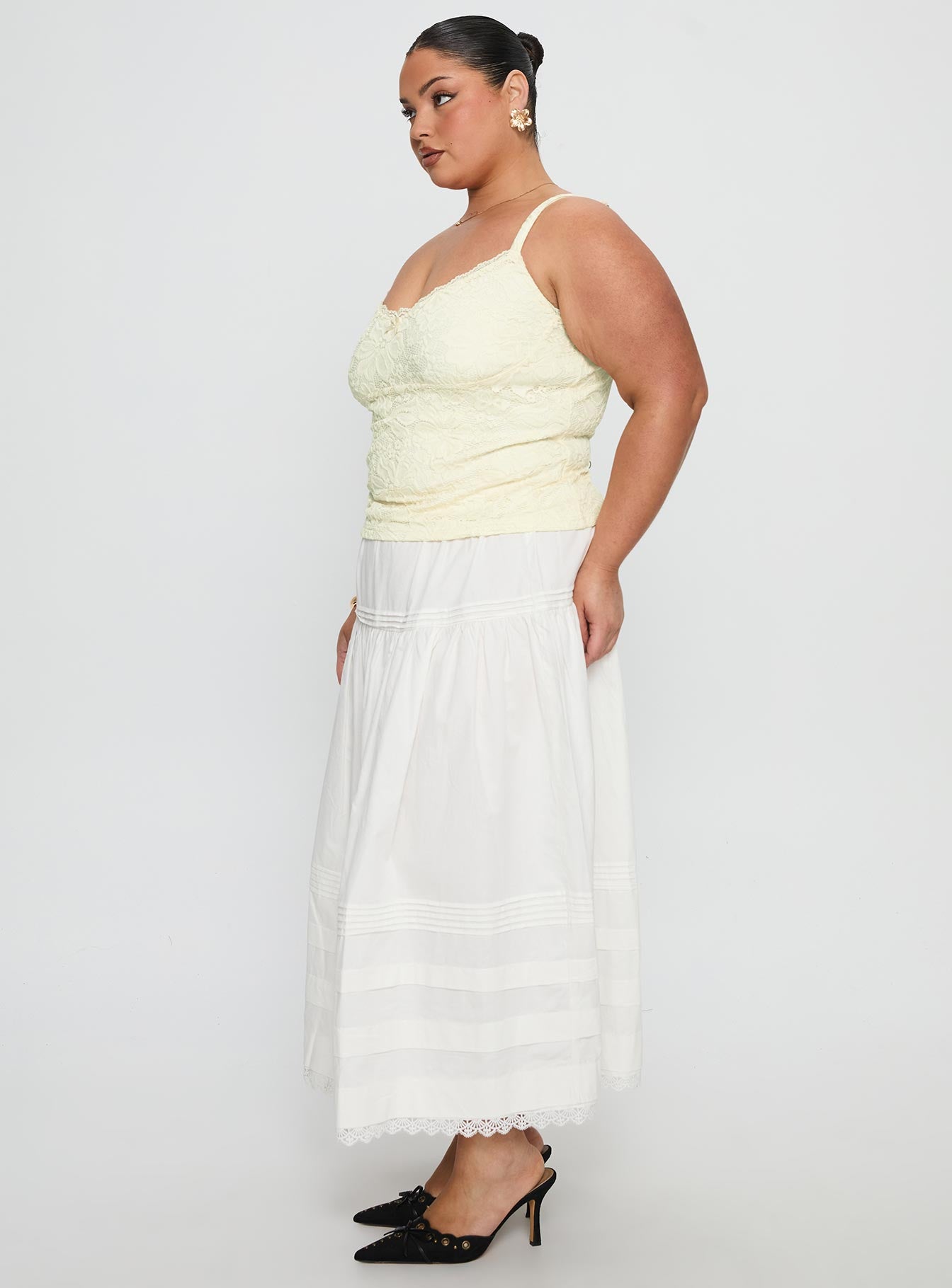 Calling For You Flowy Maxi Skirt White Curve-Vipp Girl