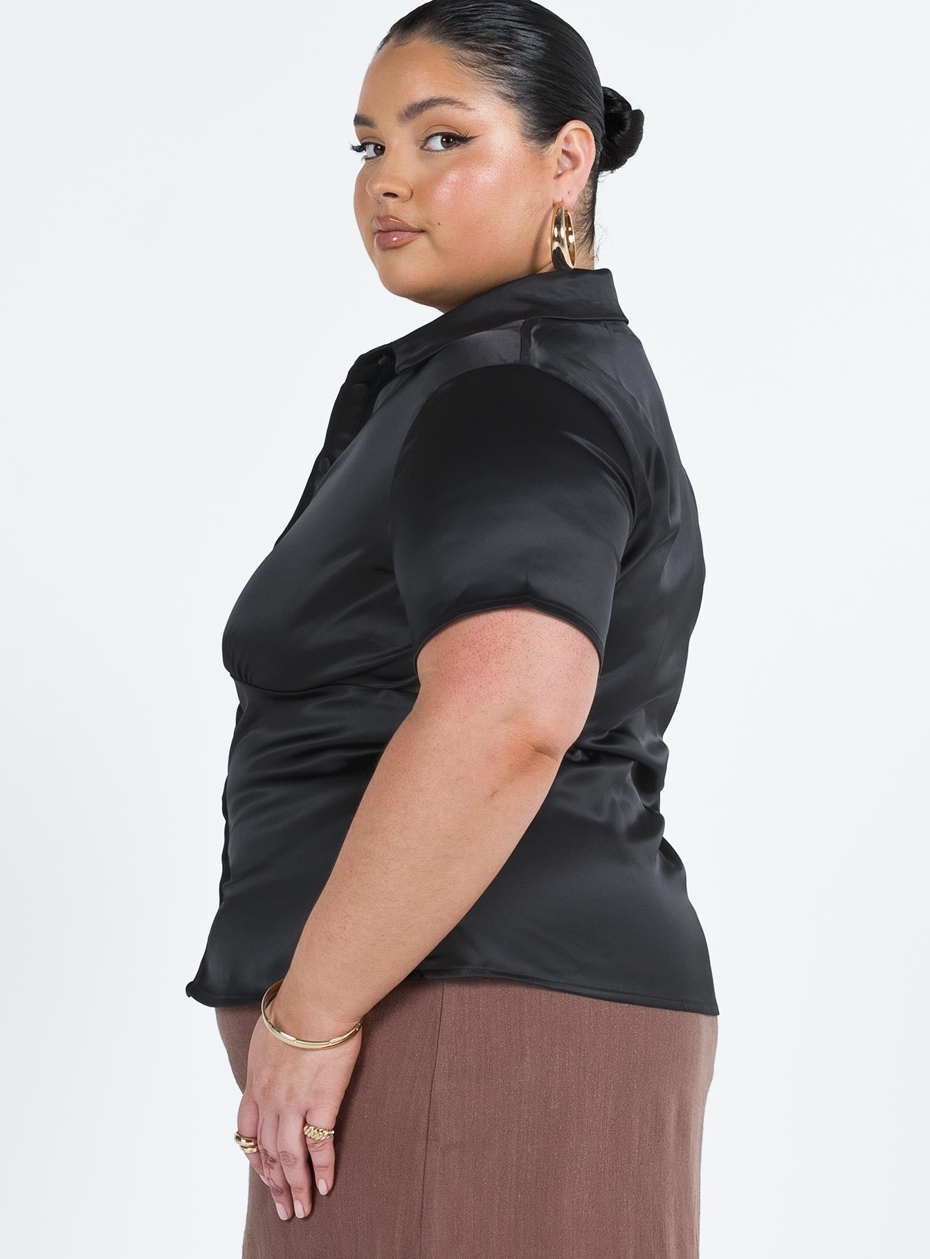 Bessie Top Black Curve-Vipp Girl