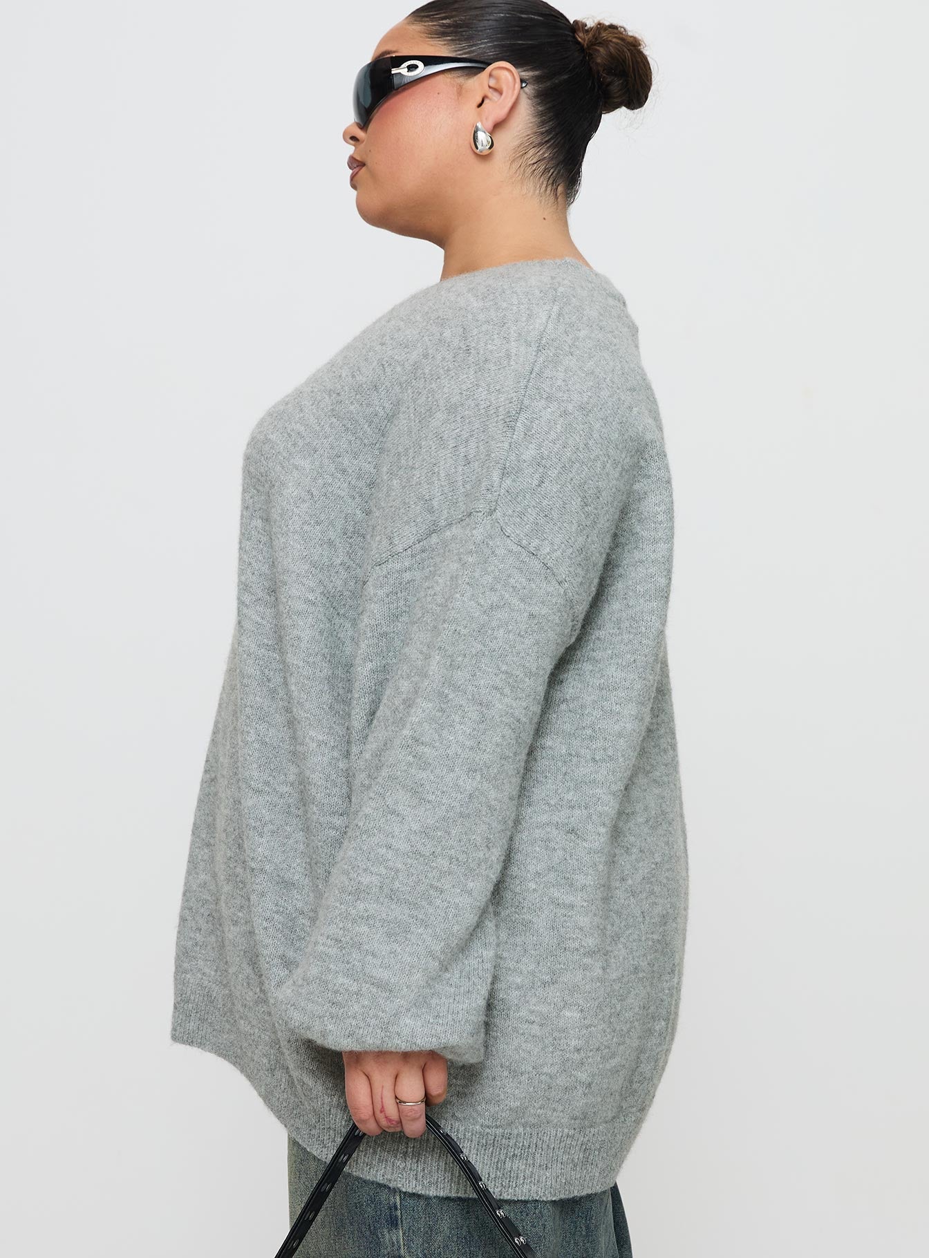 Ryanna Sweater Grey Curve-Vipp Girl