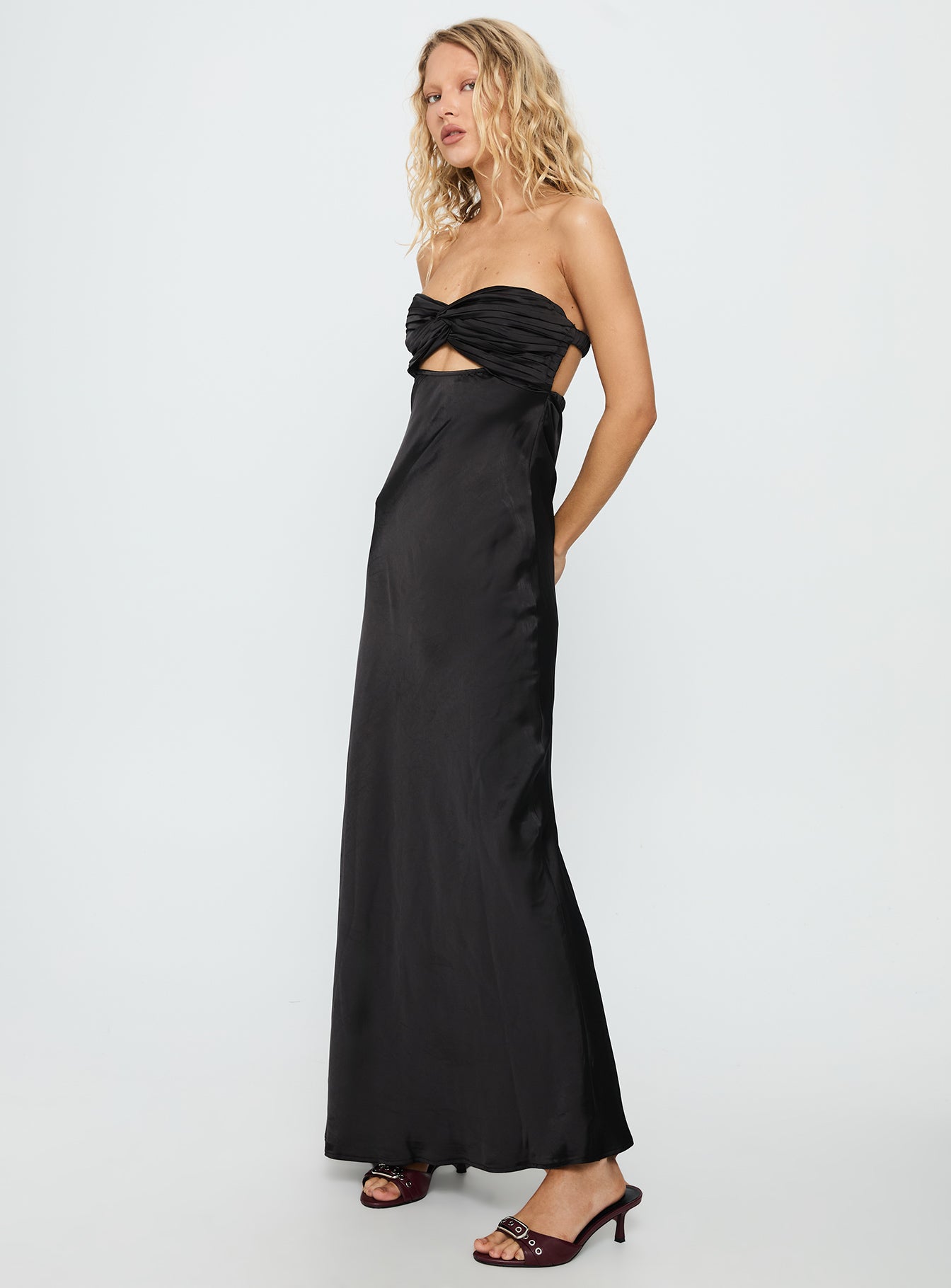 Faviola Strapless Maxi Dress Black-Vipp Girl
