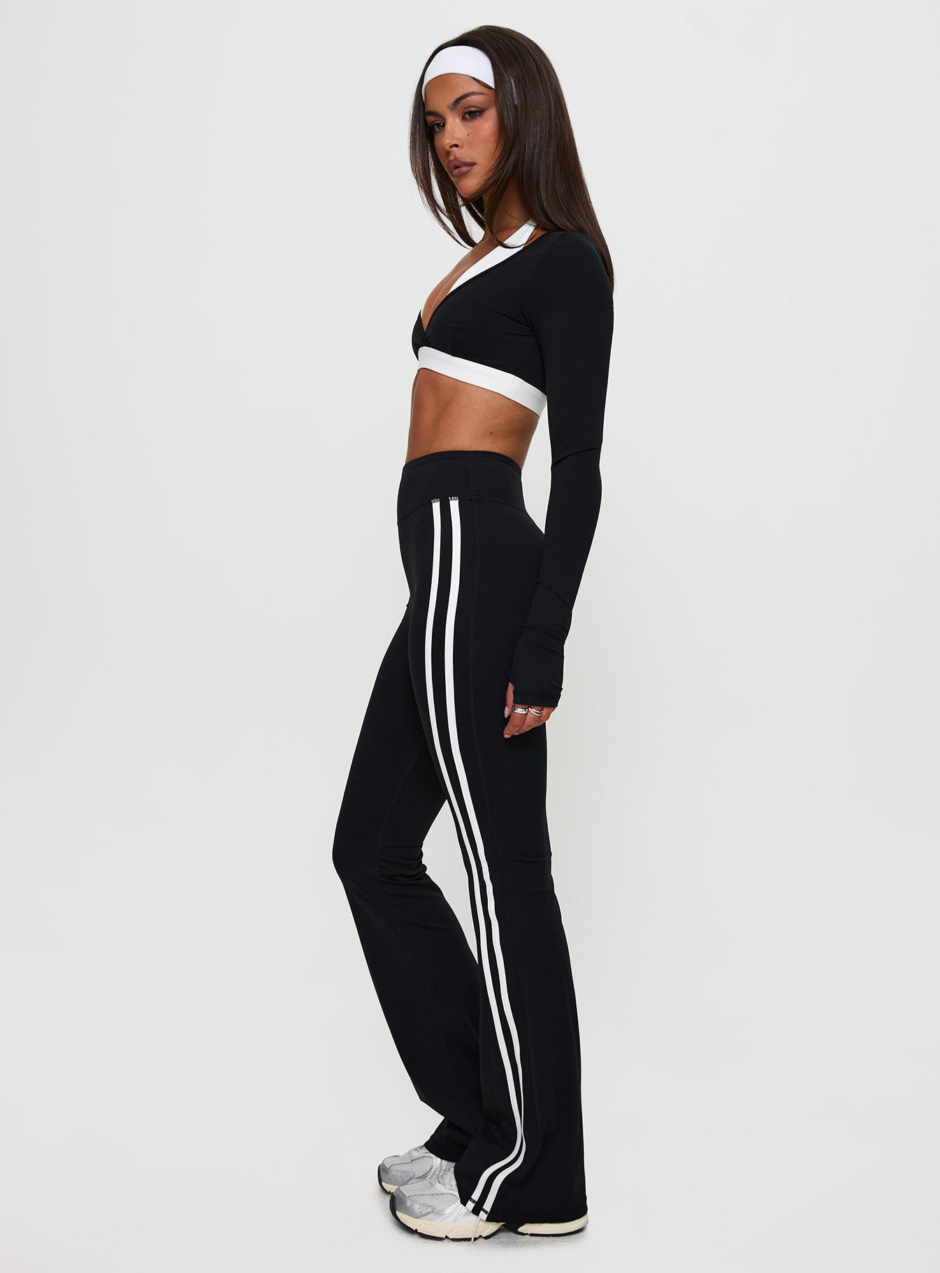 Fast Track Active Flare Pants Black-Vipp Girl