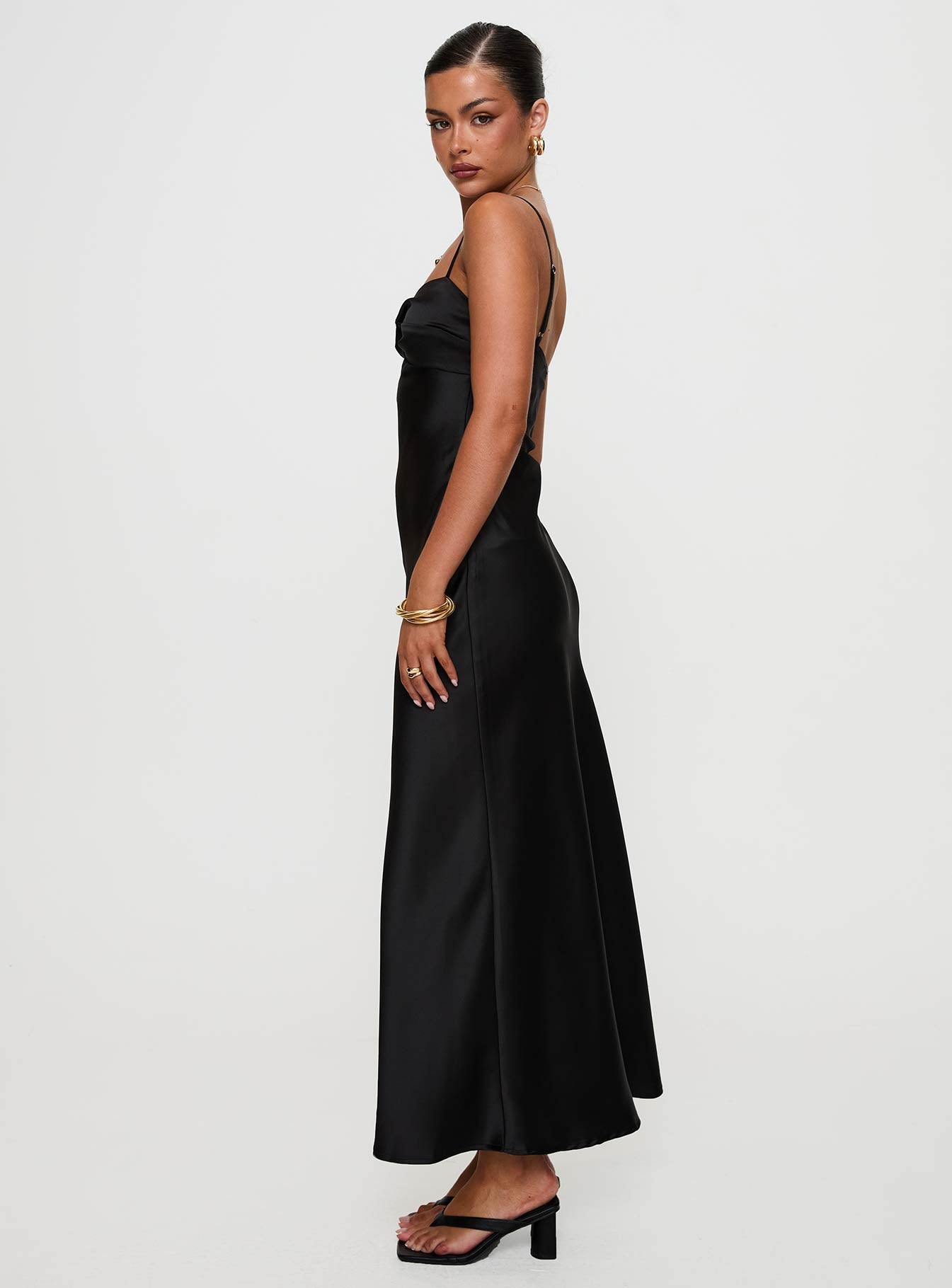 Blackthorn Maxi Dress Black-Vipp Girl