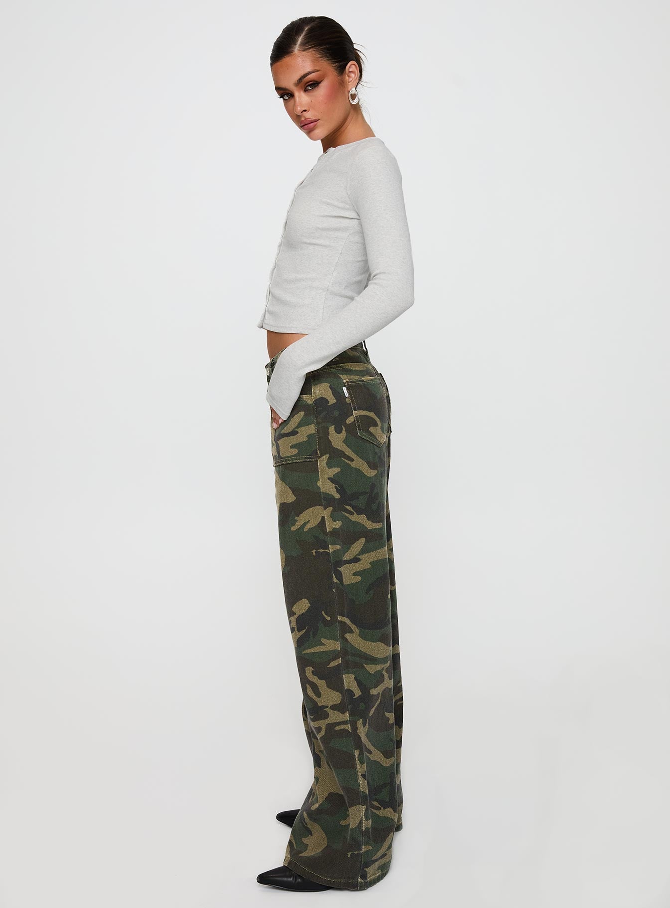Briony Mid Rise Wide Leg Jeans Camouflage-Vipp Girl