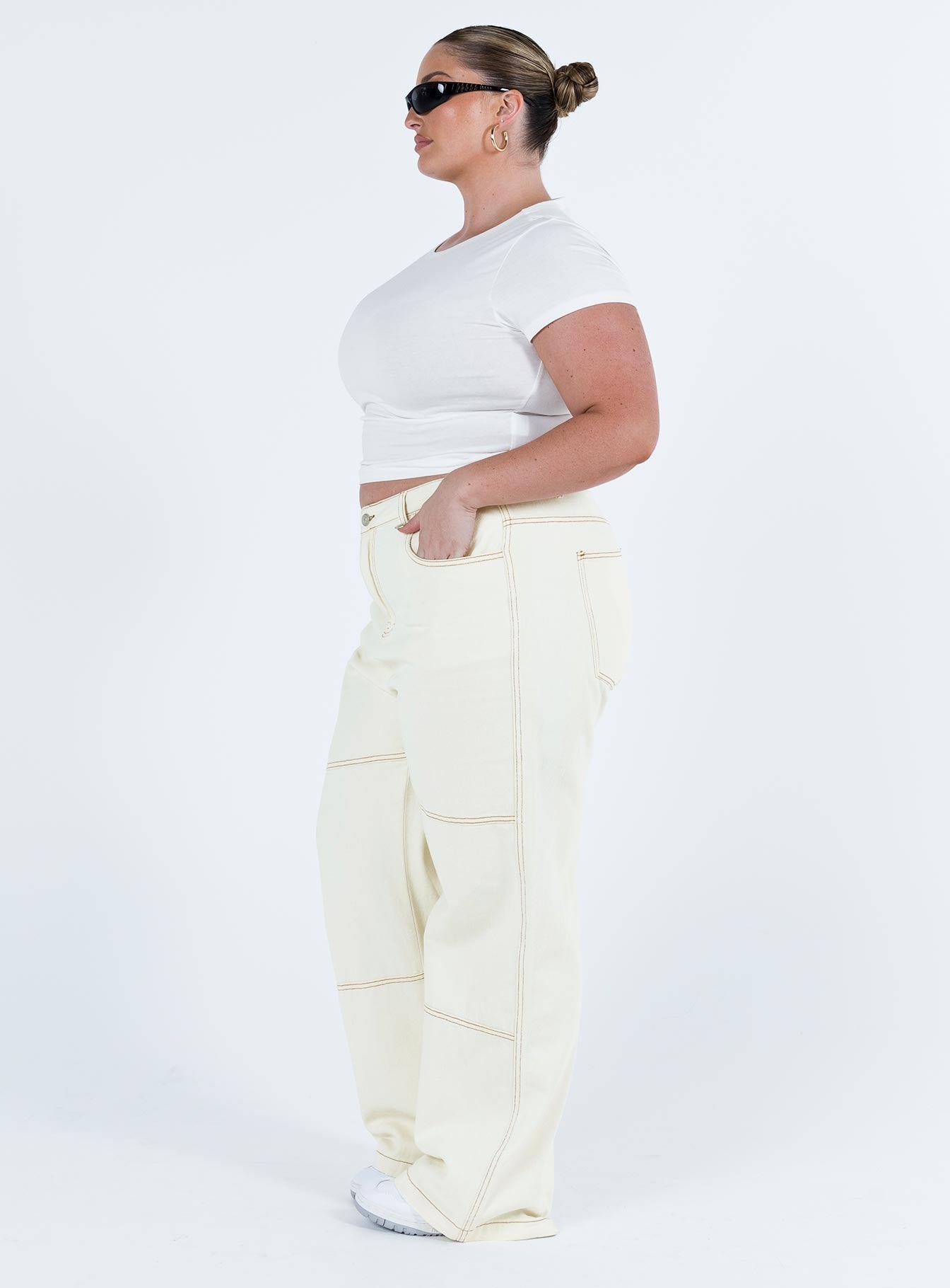 Copeland Jeans White Curve-Vipp Girl