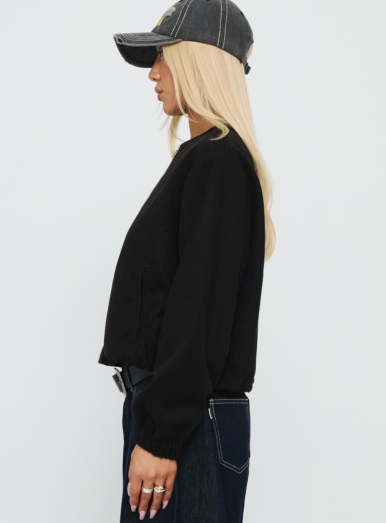 Grasp Bomber Jacket Black-Vipp Girl