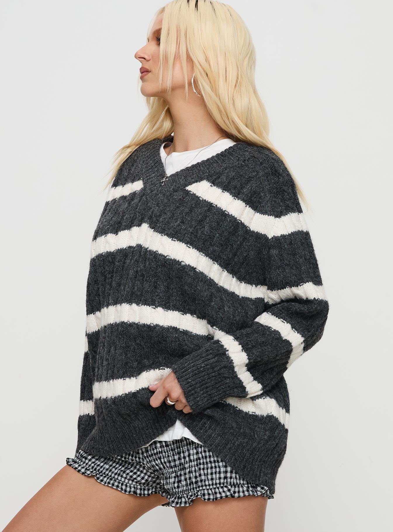 Percivill Knit Sweater Grey / Cream-Vipp Girl