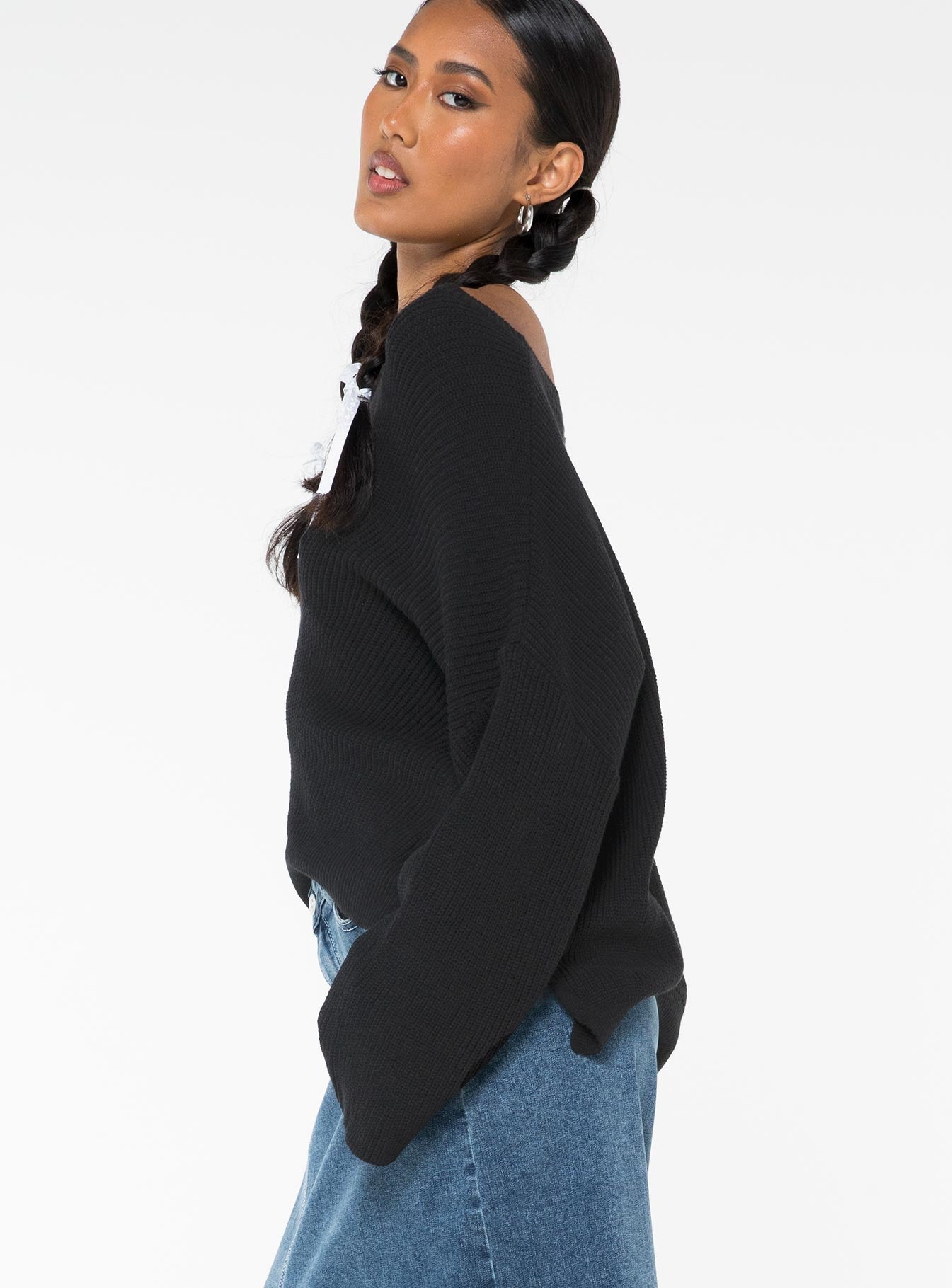 Eames Sweater Black-Vipp Girl