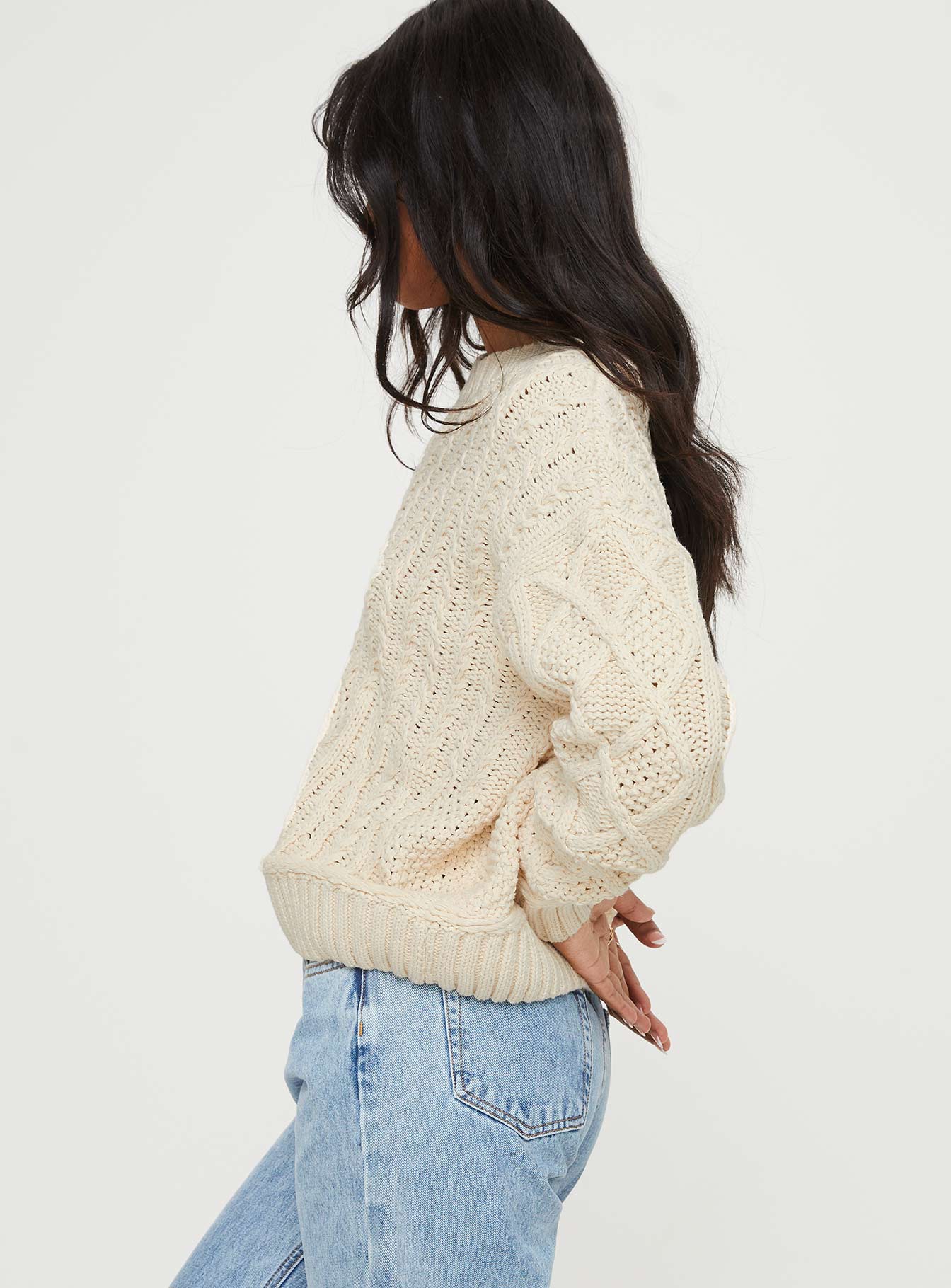 Dunham Cable Knit Sweater Beige-Vipp Girl