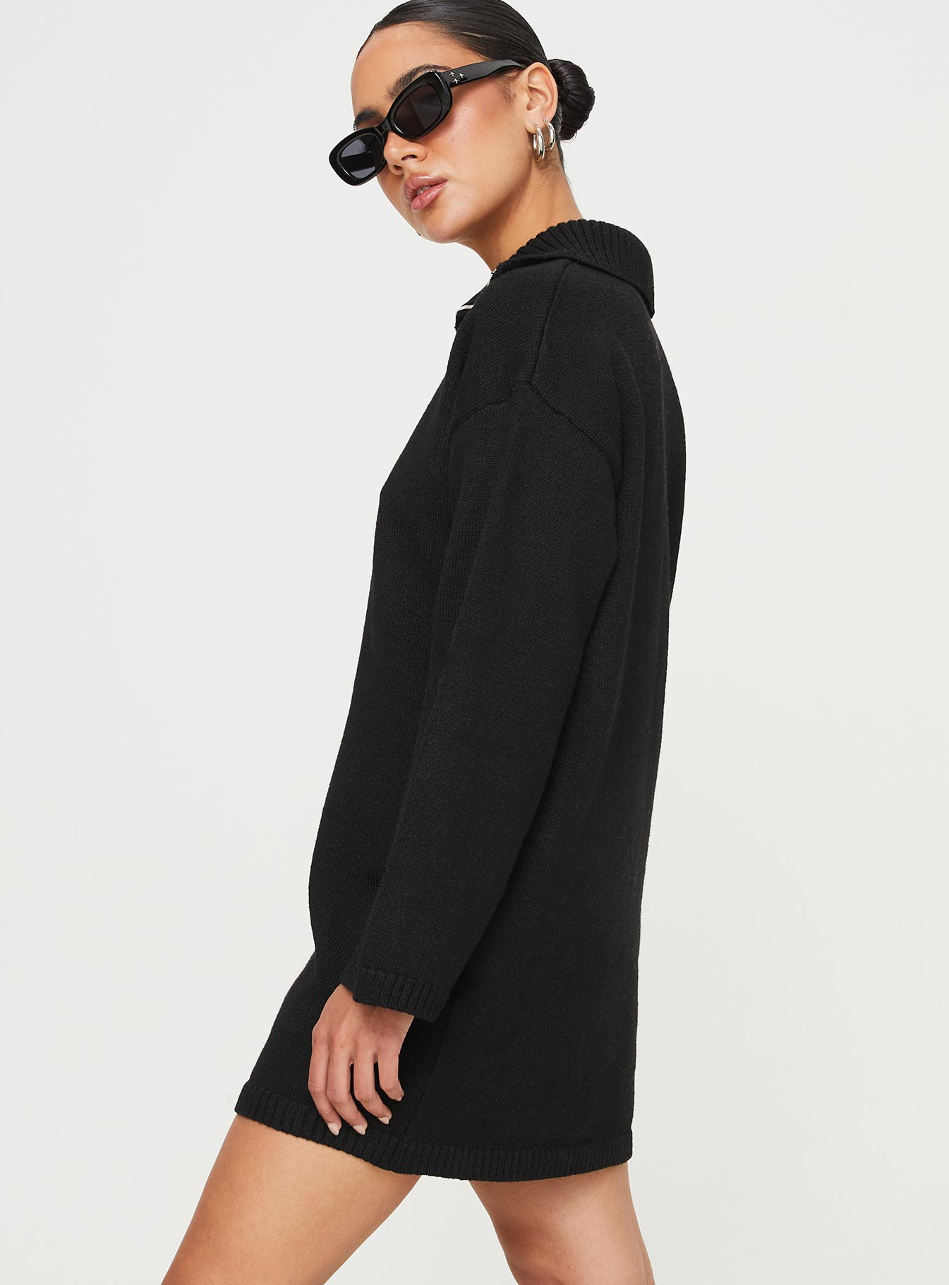 Darmi Mini Sweater Dress Black-Vipp Girl