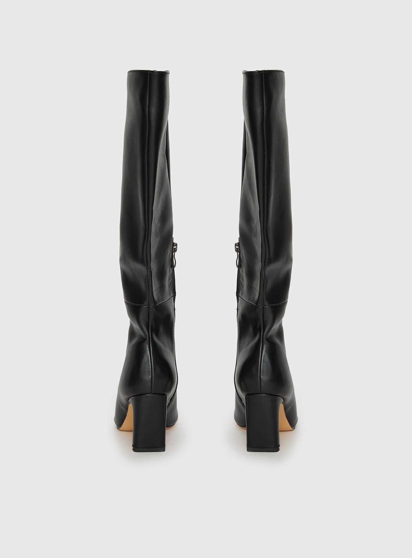 Colton Boots Black-Vipp Girl