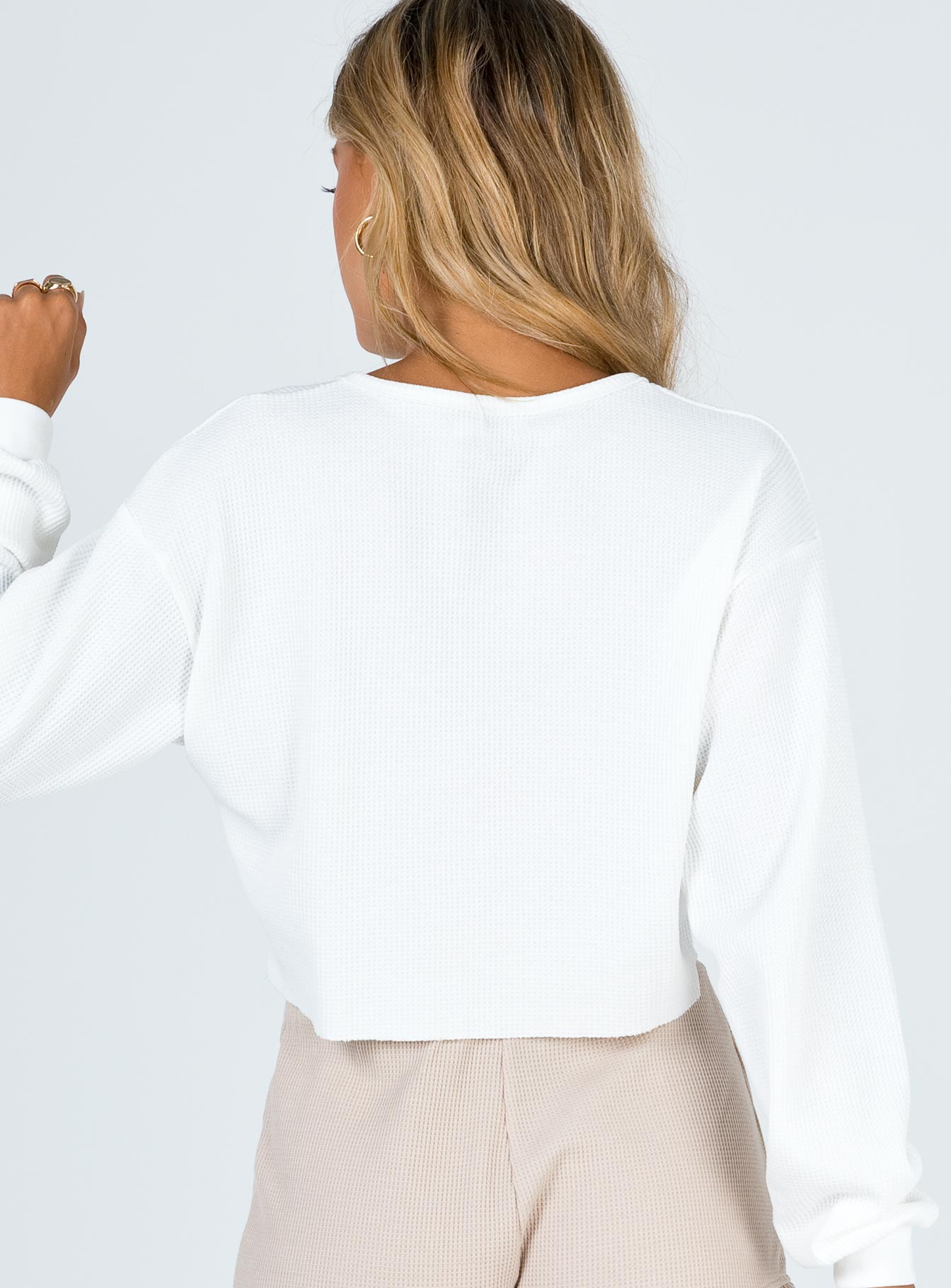 Mia Cropped Henley White-Vipp Girl