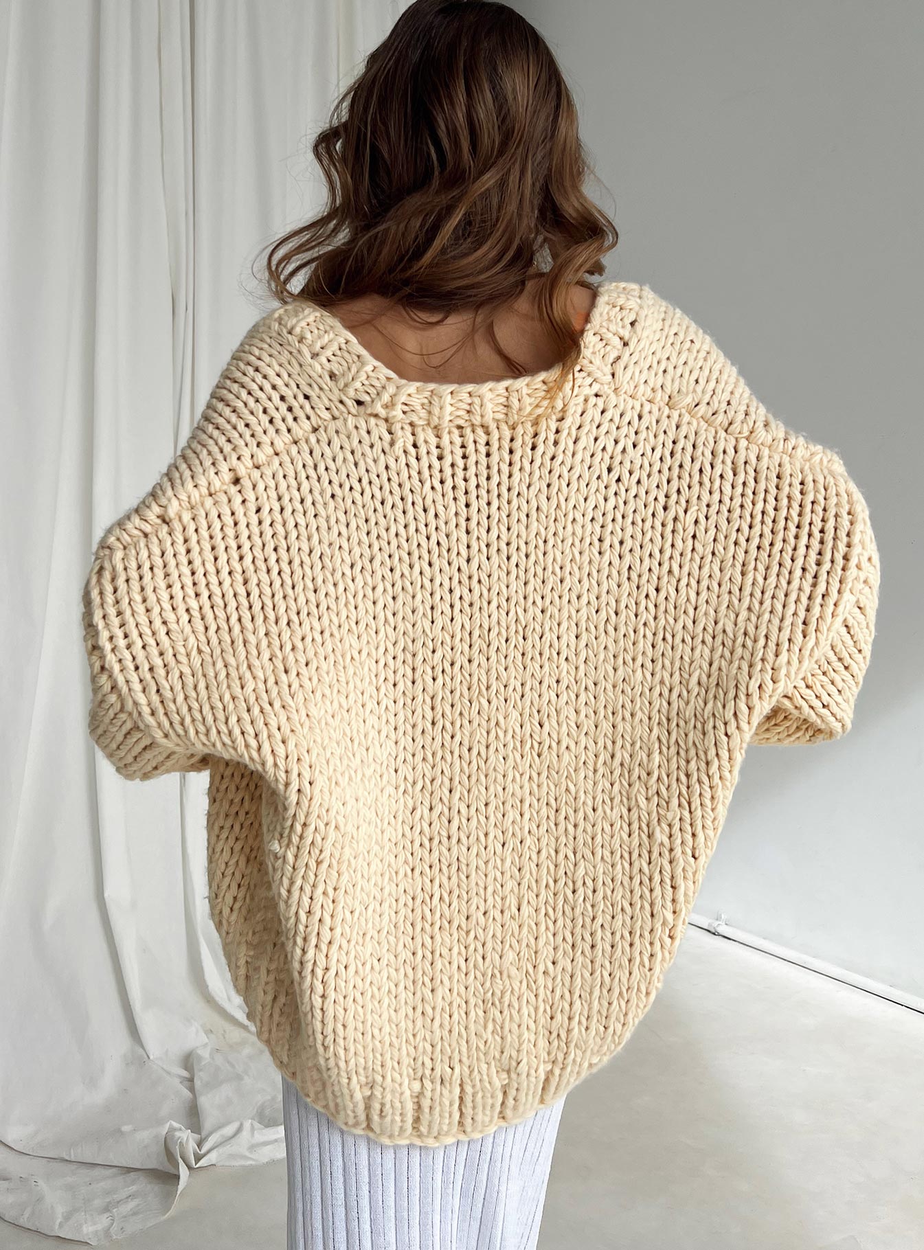 Lester Knit Cardigan Cream-Vipp Girl