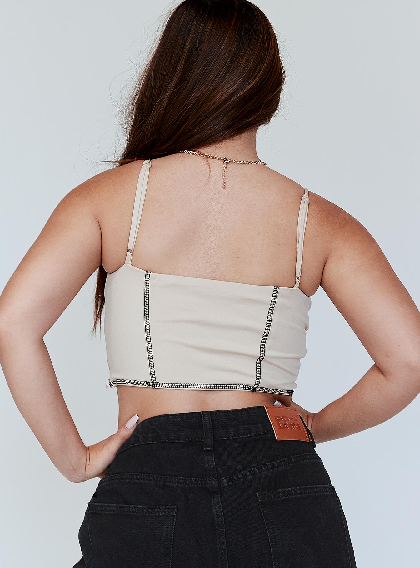 Leilani Top-Vipp Girl